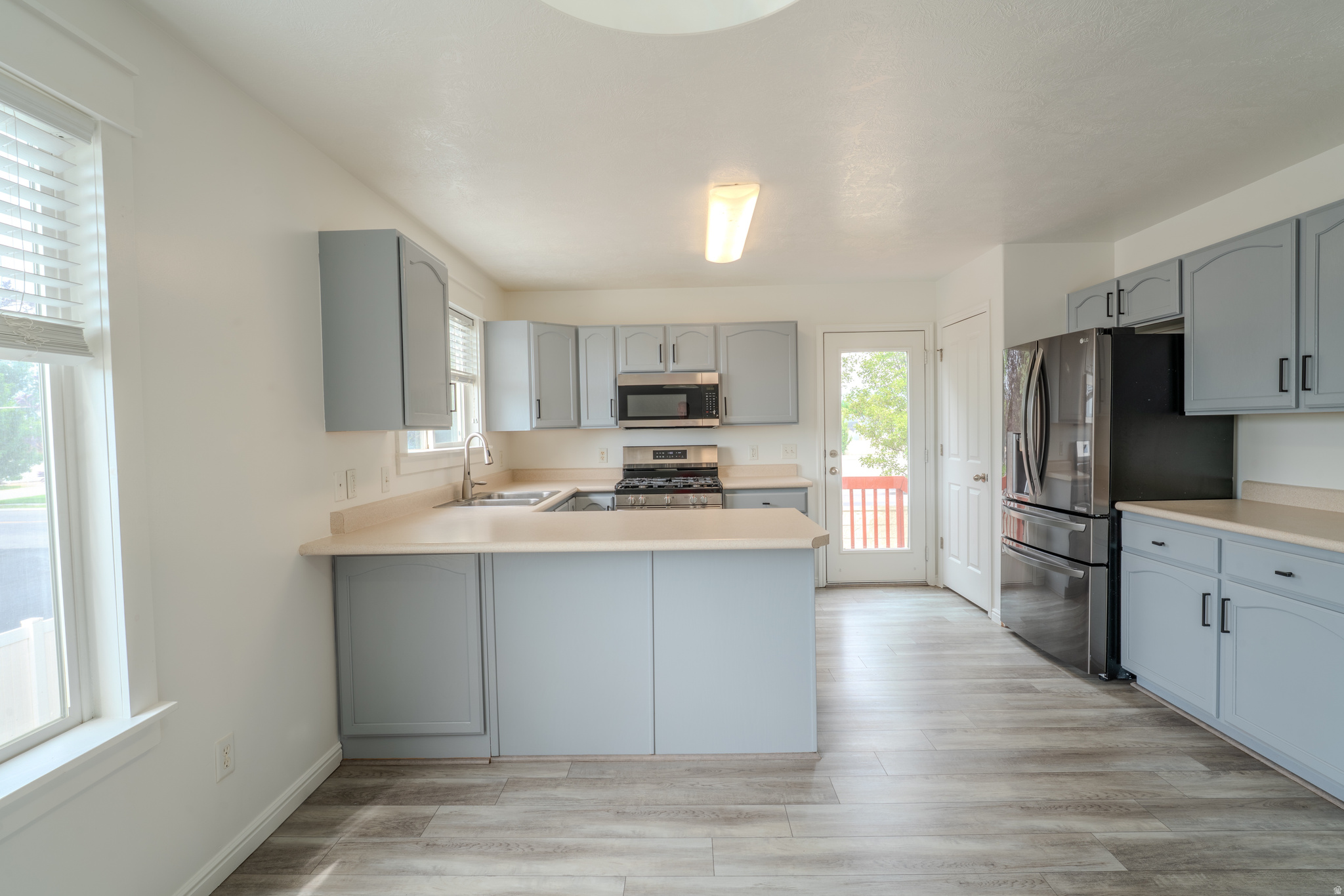 RIDGE - Residential