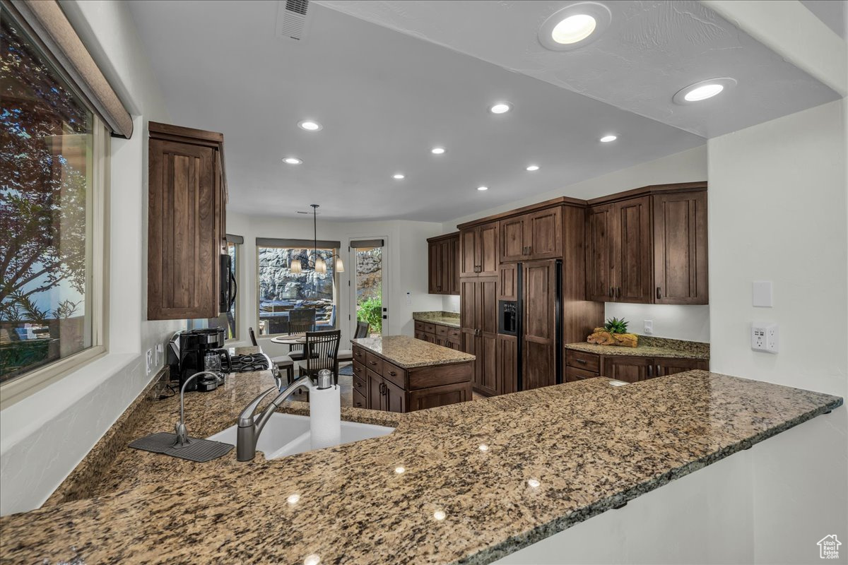 STONE CLIFF TOWNHOMES AMD - Residential