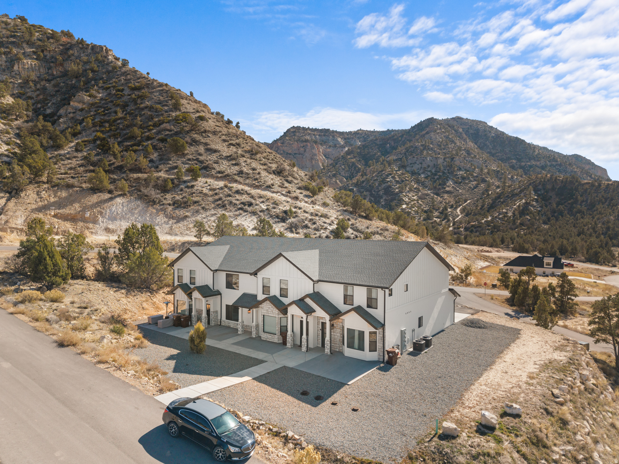 RED VALLEY HEIGHTS - Residential