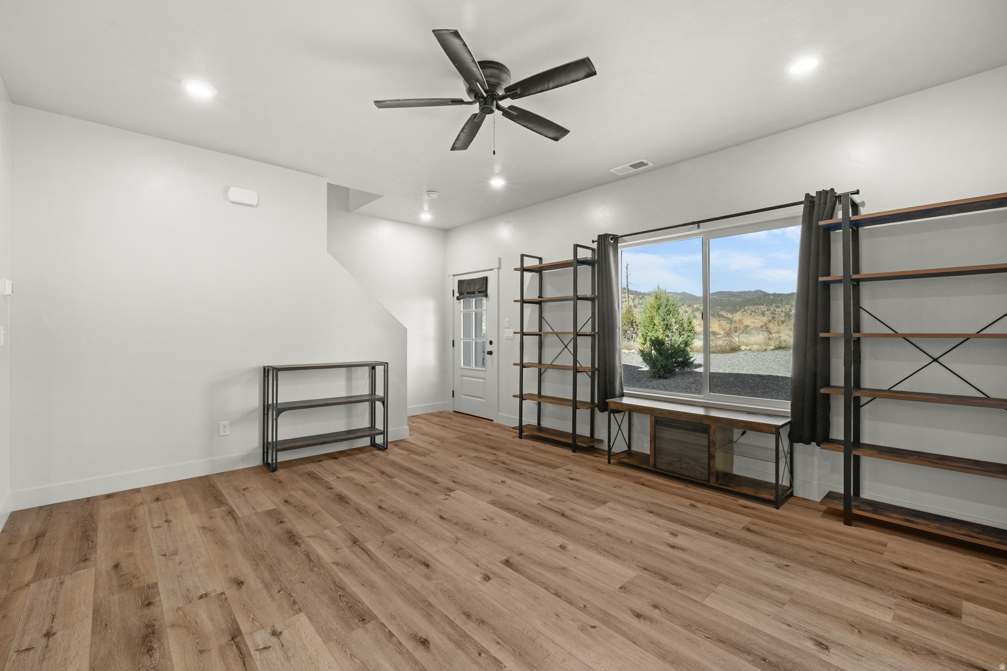 RED VALLEY HEIGHTS - Residential
