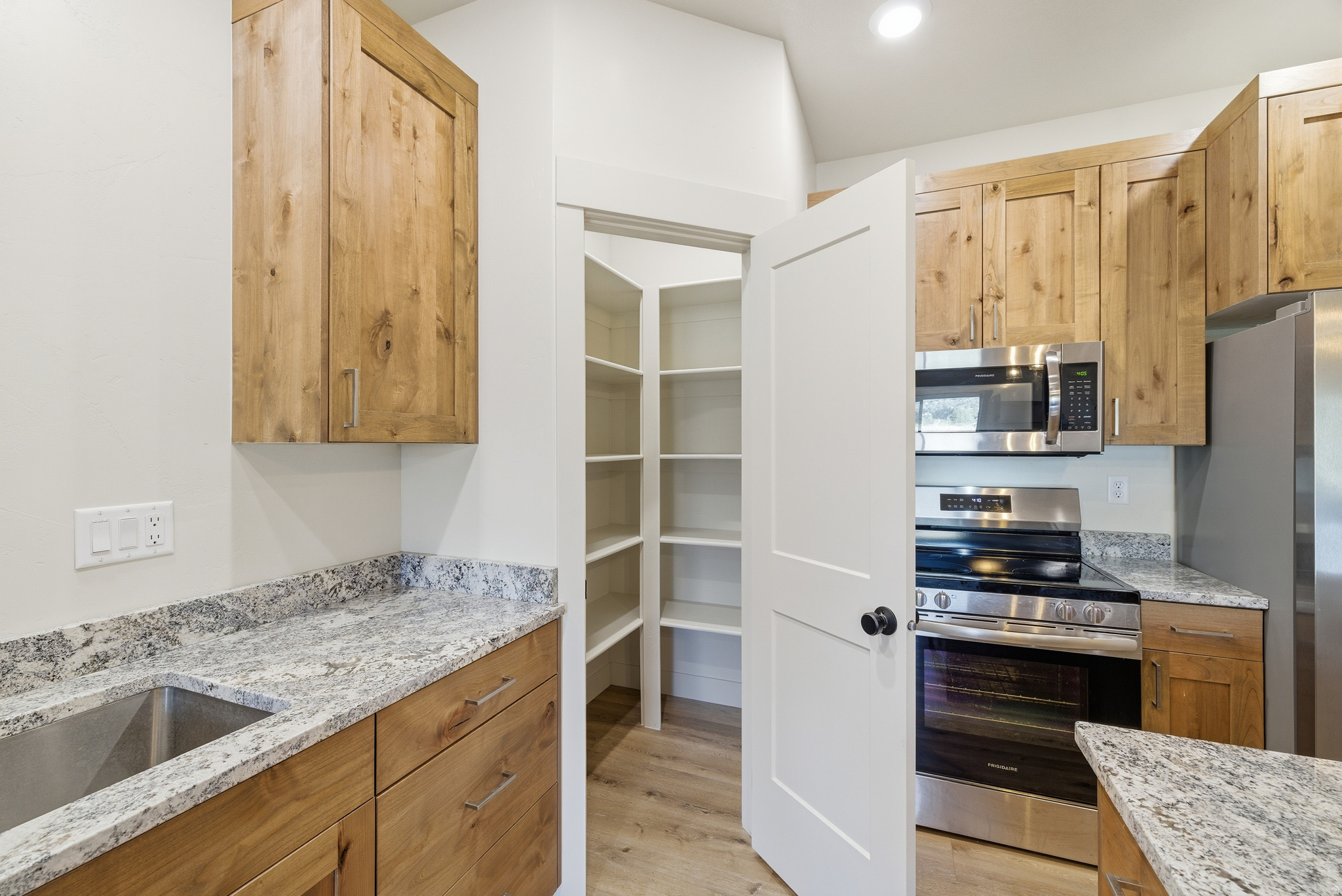 RED VALLEY HEIGHTS - Residential