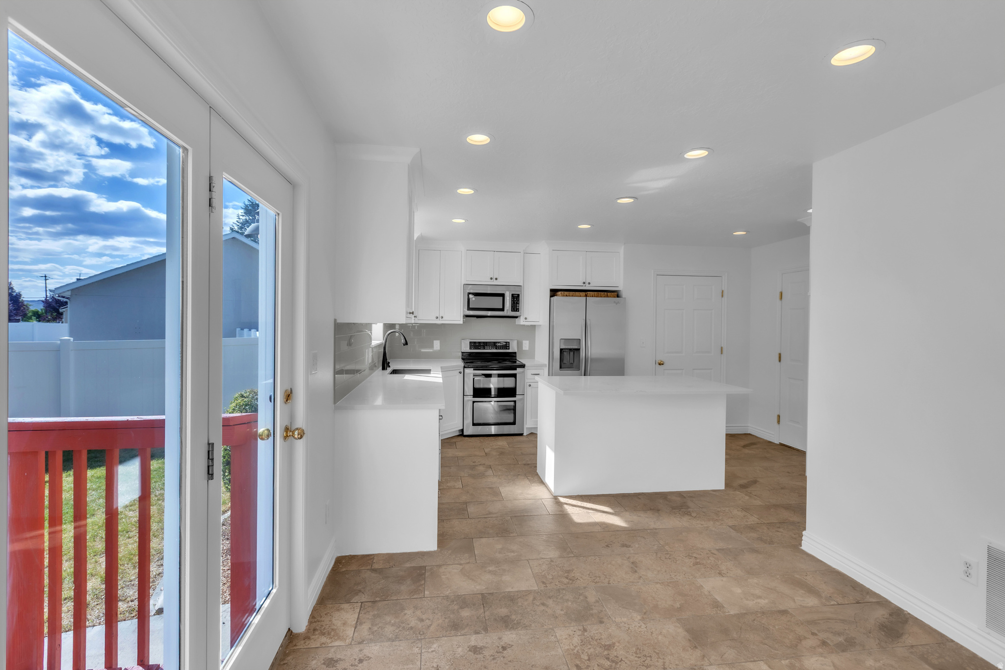 SADDLEBROOK ESTATES PLAT J - Residential