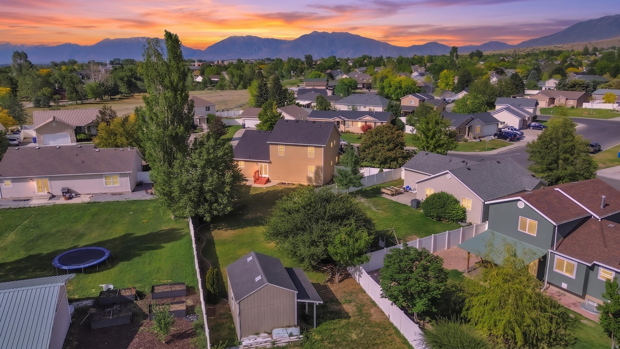 SADDLEBROOK ESTATES PLAT J - Residential