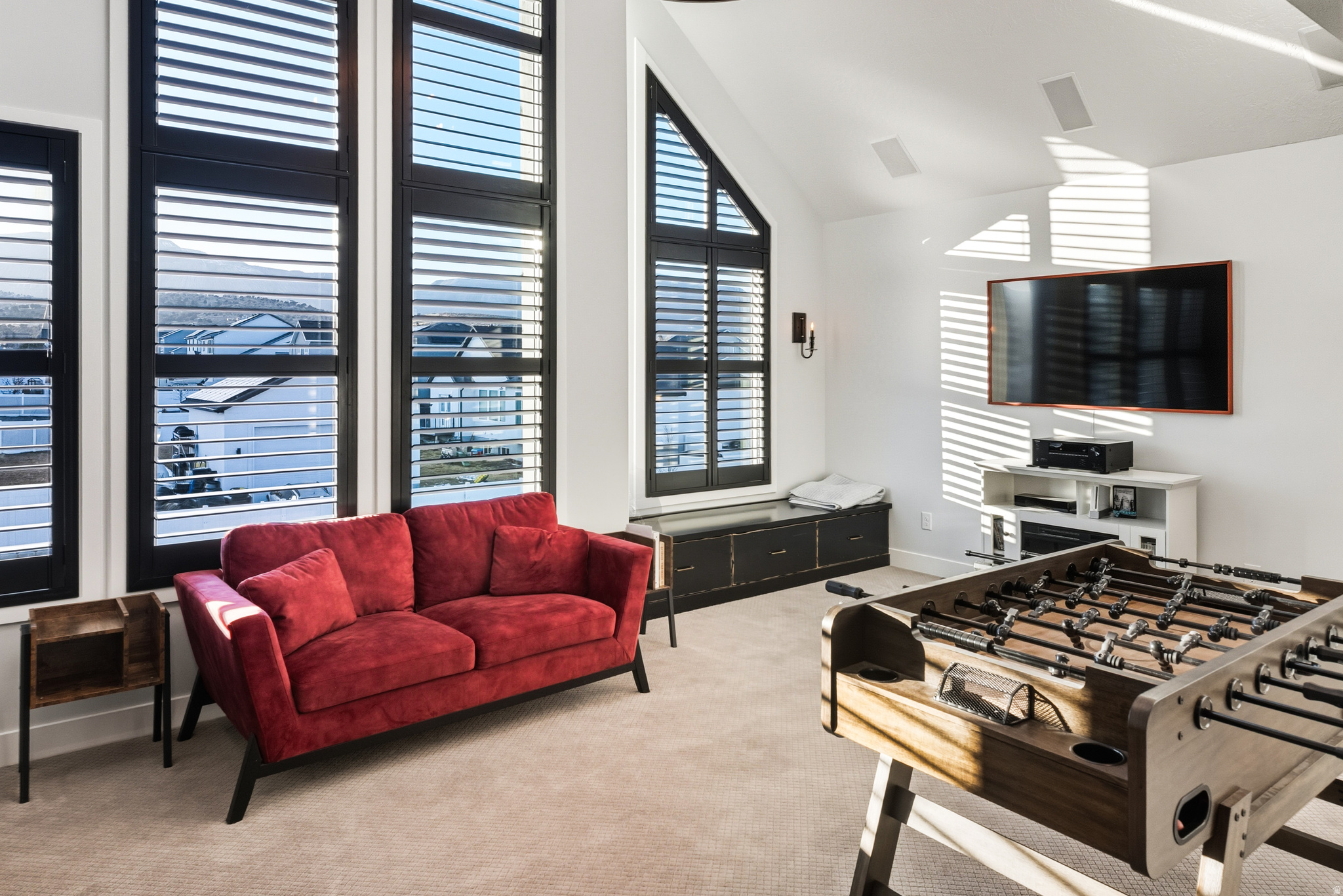 THE RANGE EAST - Residential