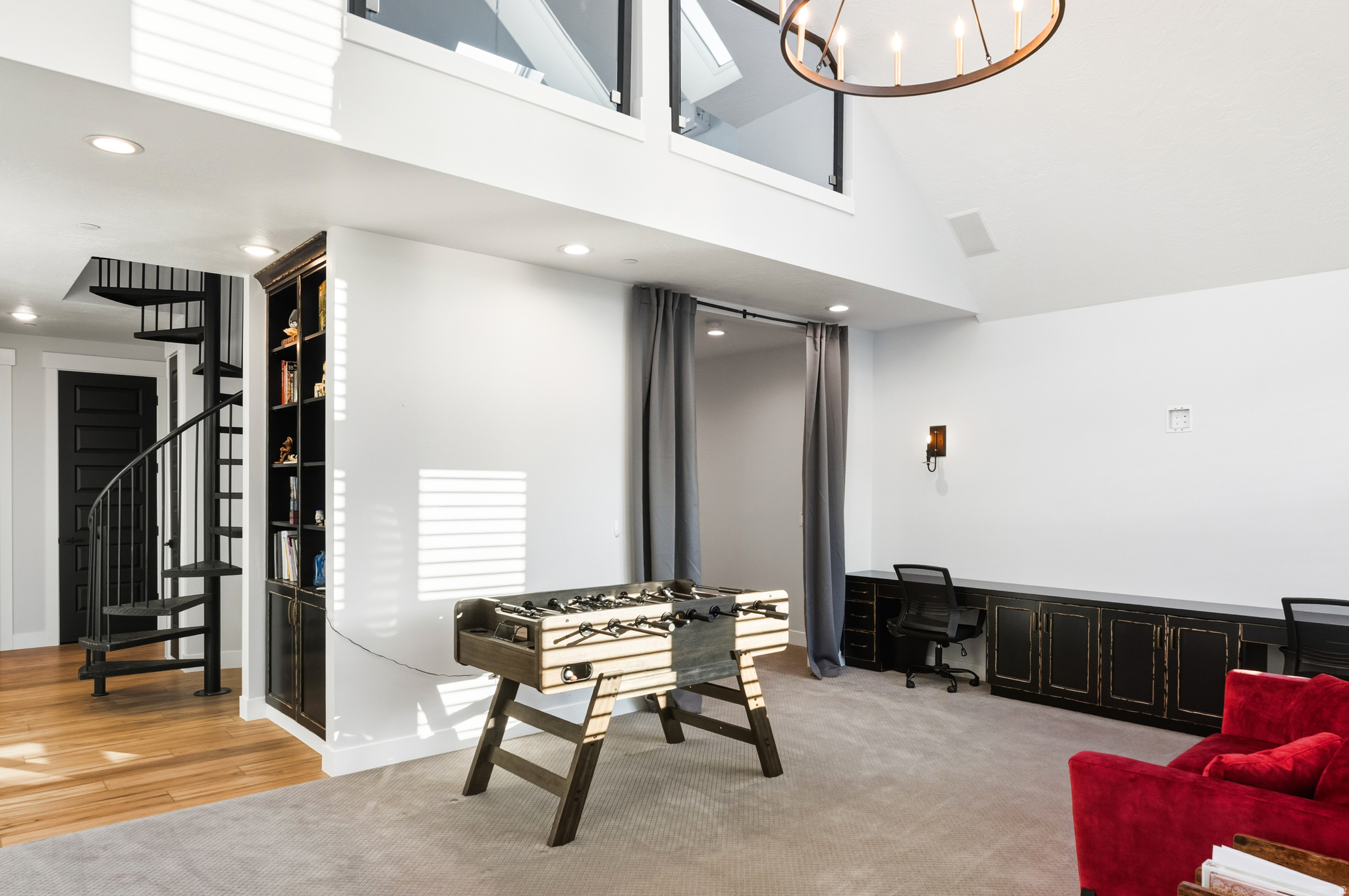 THE RANGE EAST - Residential