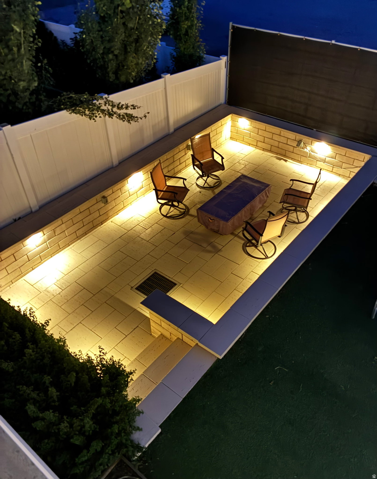 THE RANGE EAST - Residential