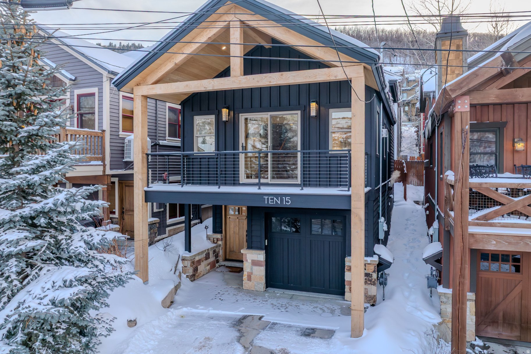 SNYDERS ADDITION - Residential