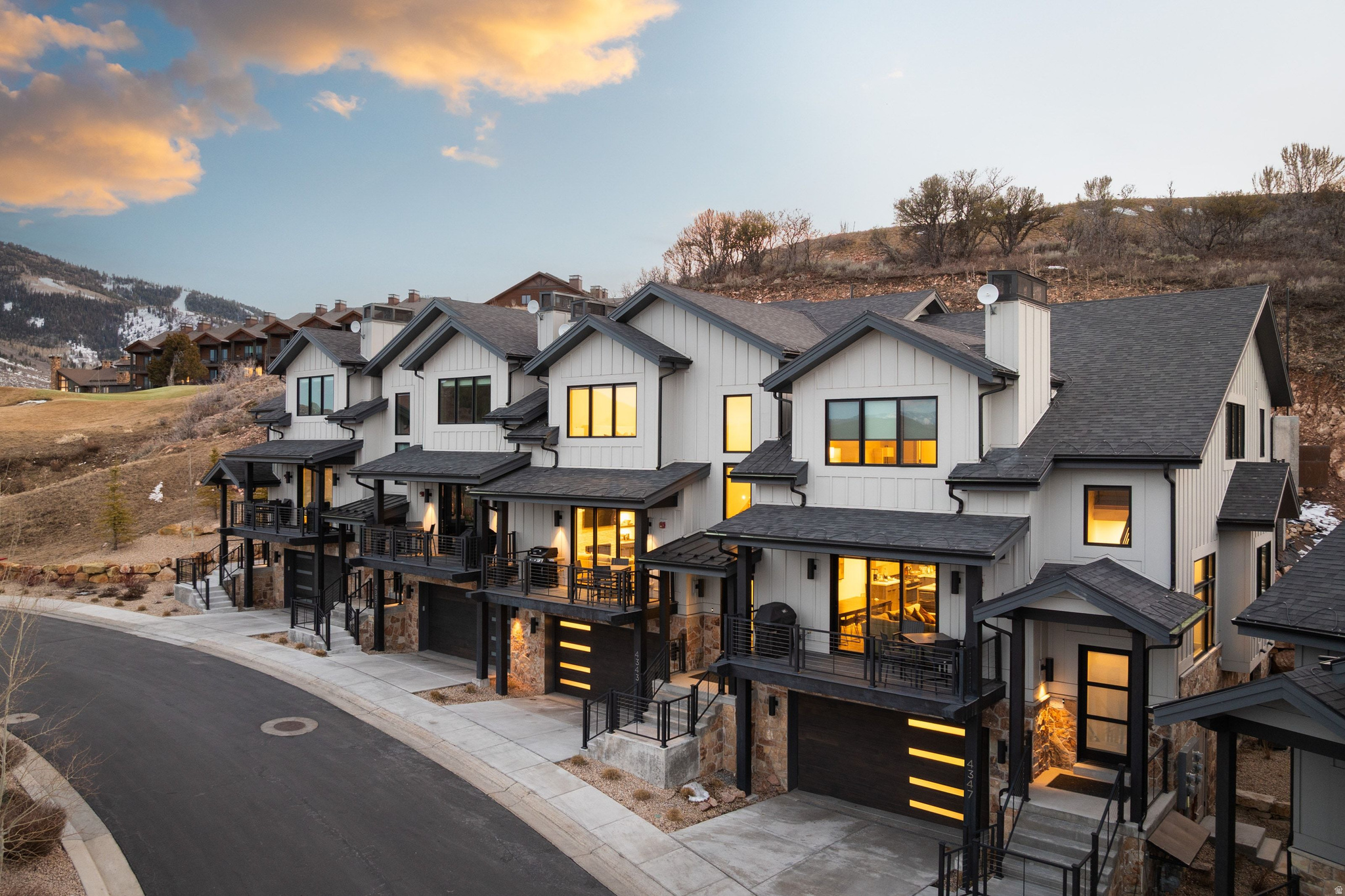 FROSTWOOD - Residential
