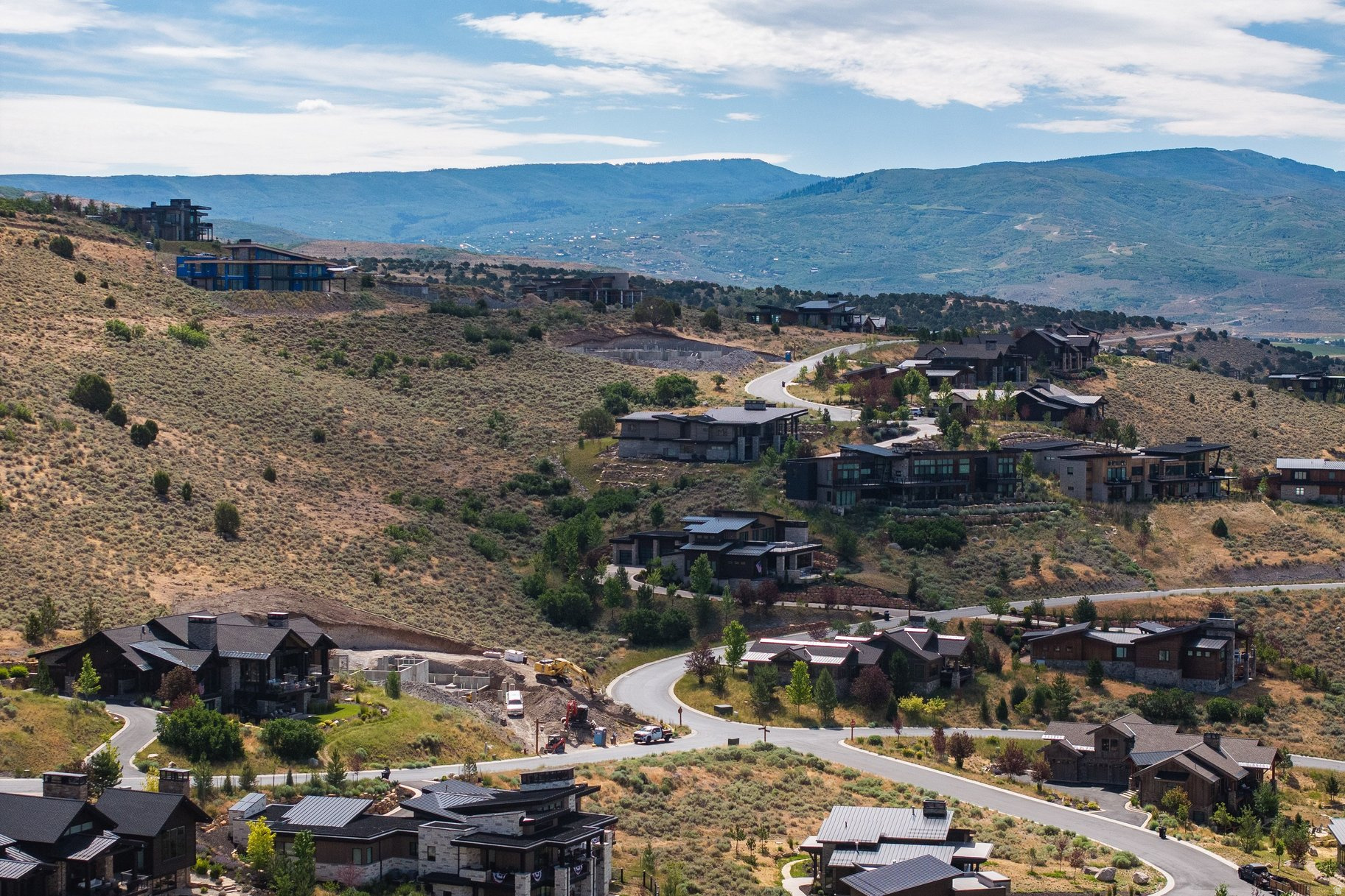 RED LEDGES - Land