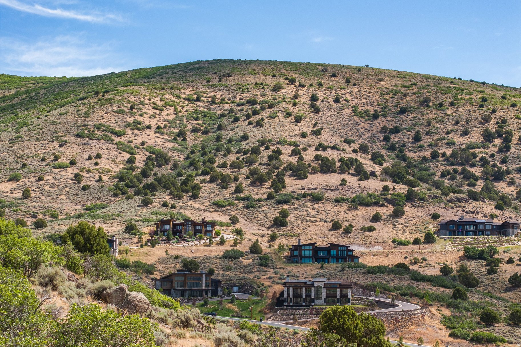 RED LEDGES - Land