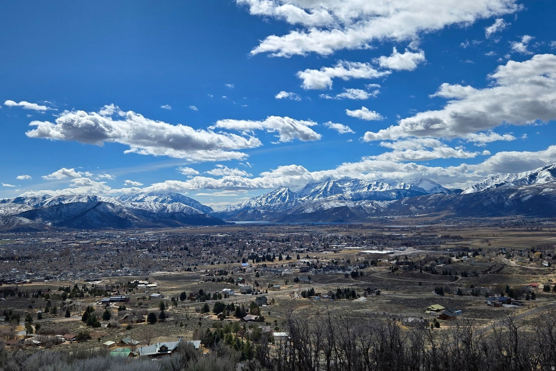 RED LEDGES - Land