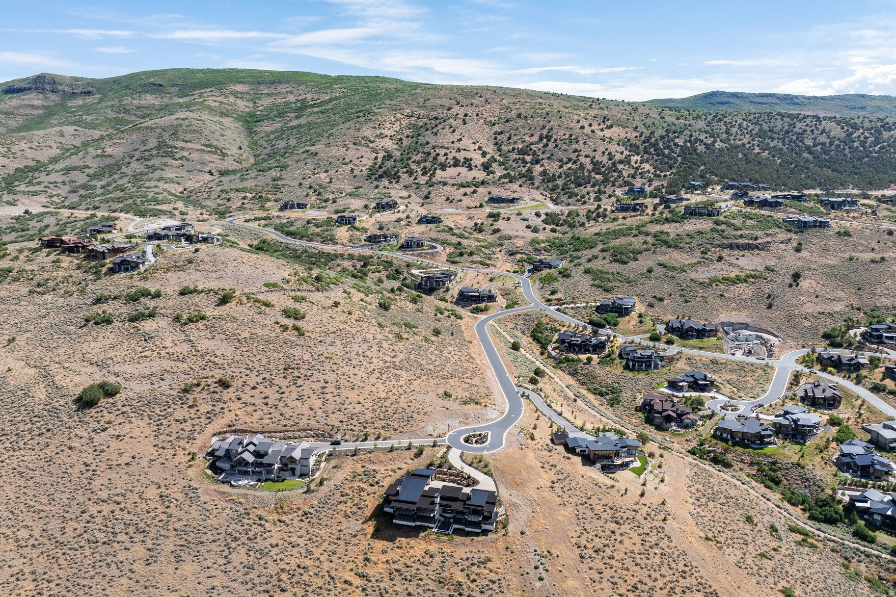 RED LEDGES - Land