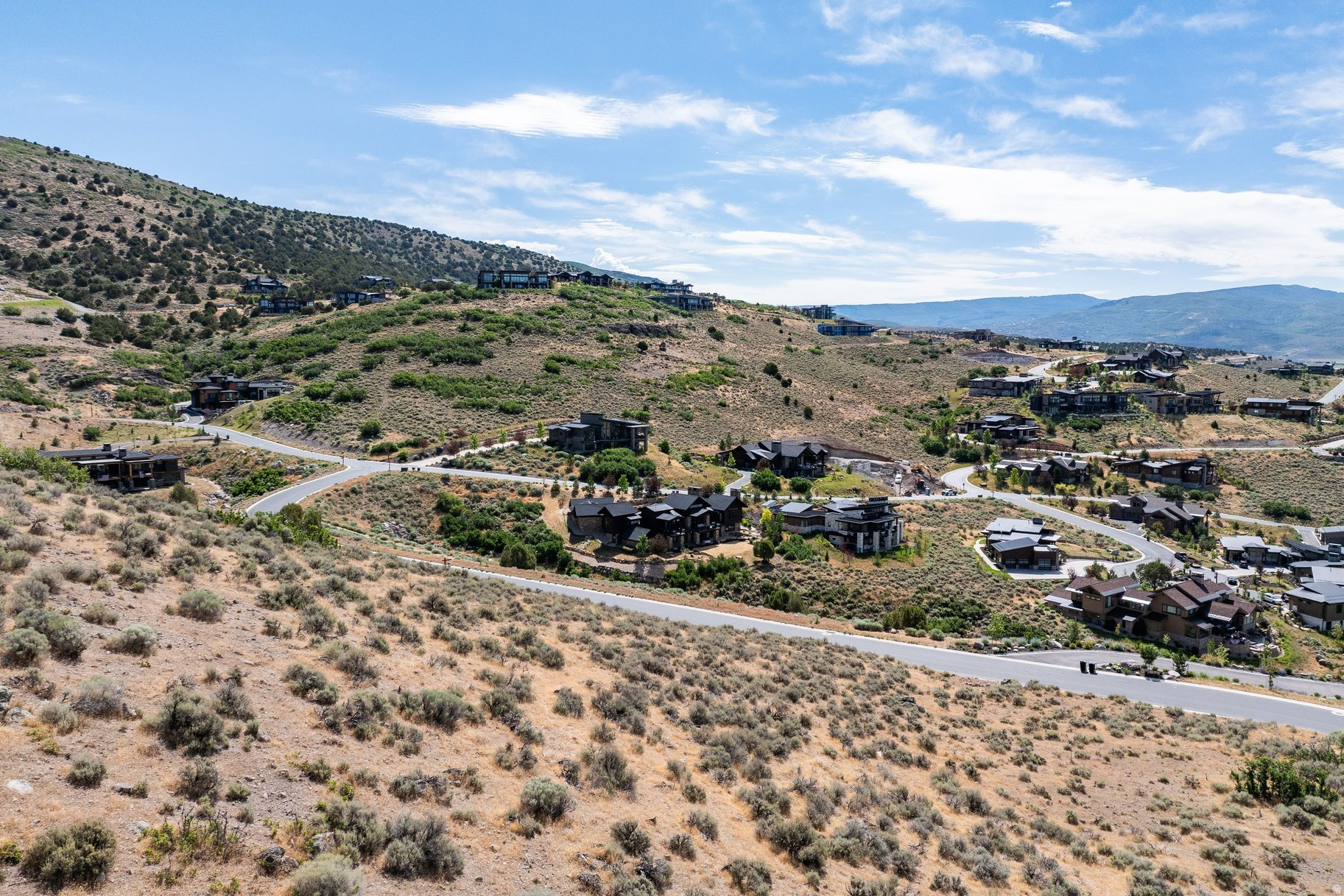 RED LEDGES - Land