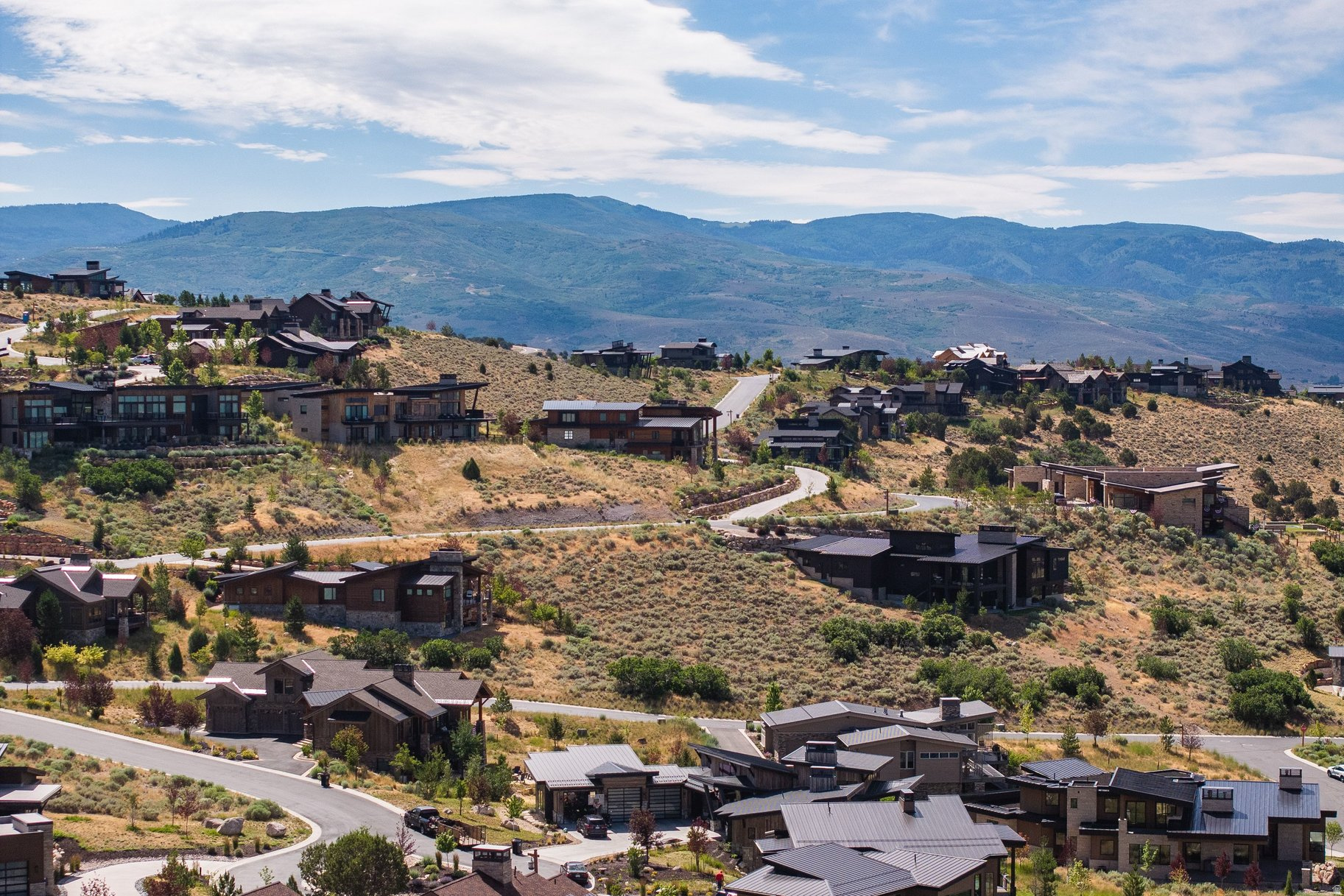 RED LEDGES - Land