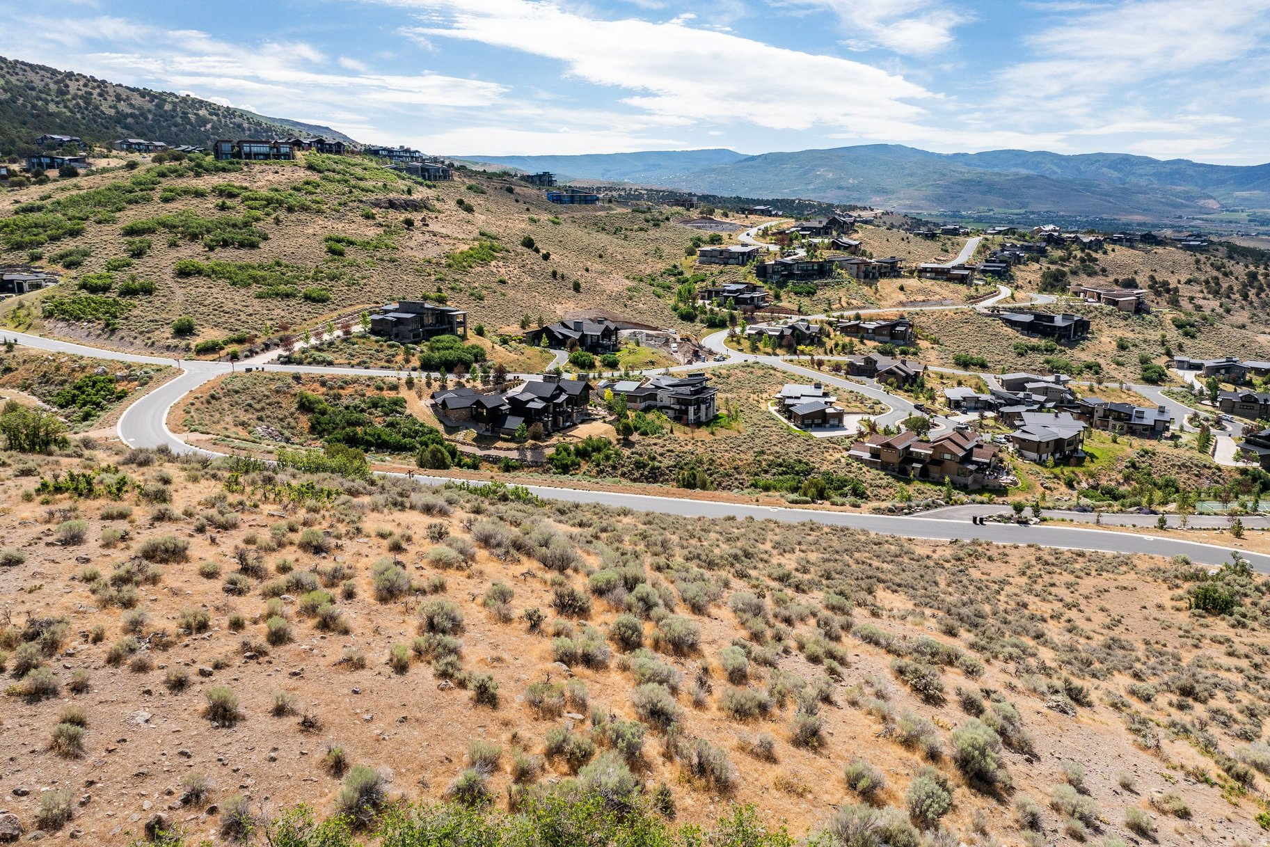 RED LEDGES - Land