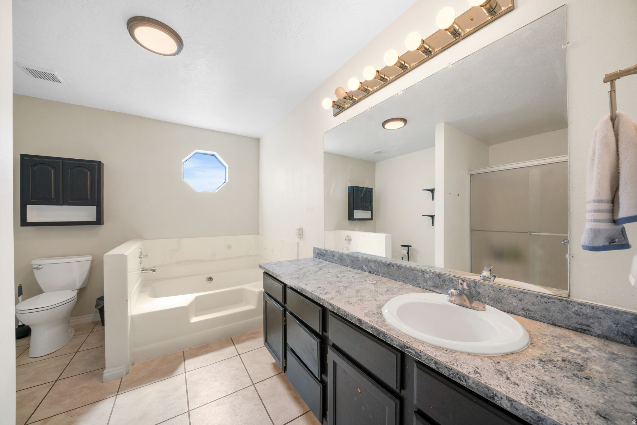 WOODRIDGE - Residential