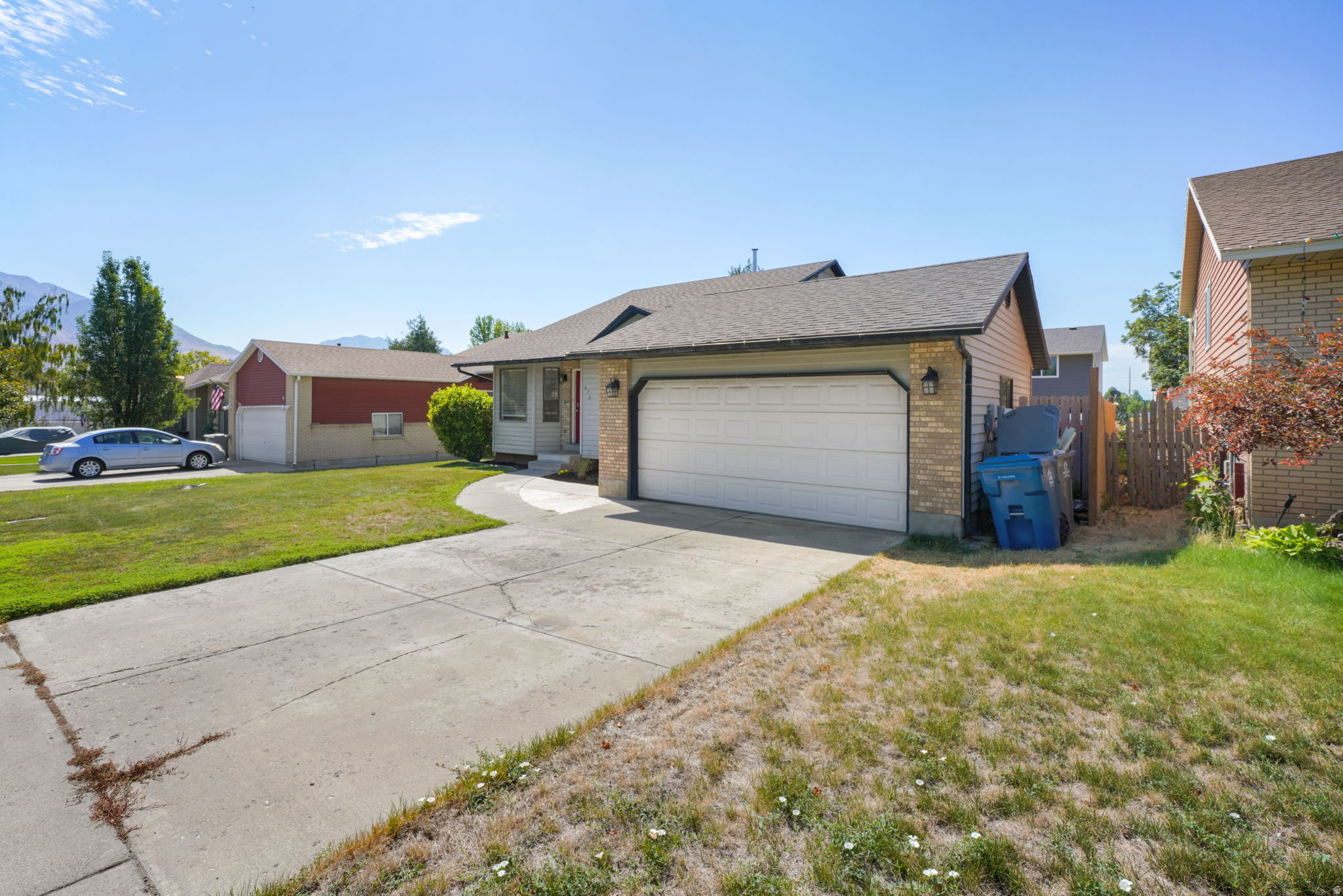 WOODRIDGE - Residential