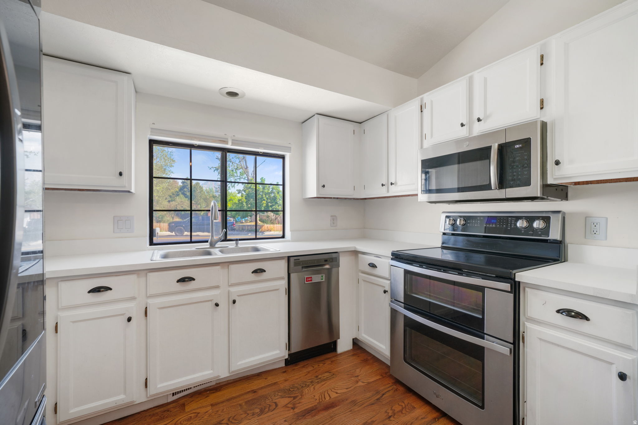WOODRIDGE - Residential