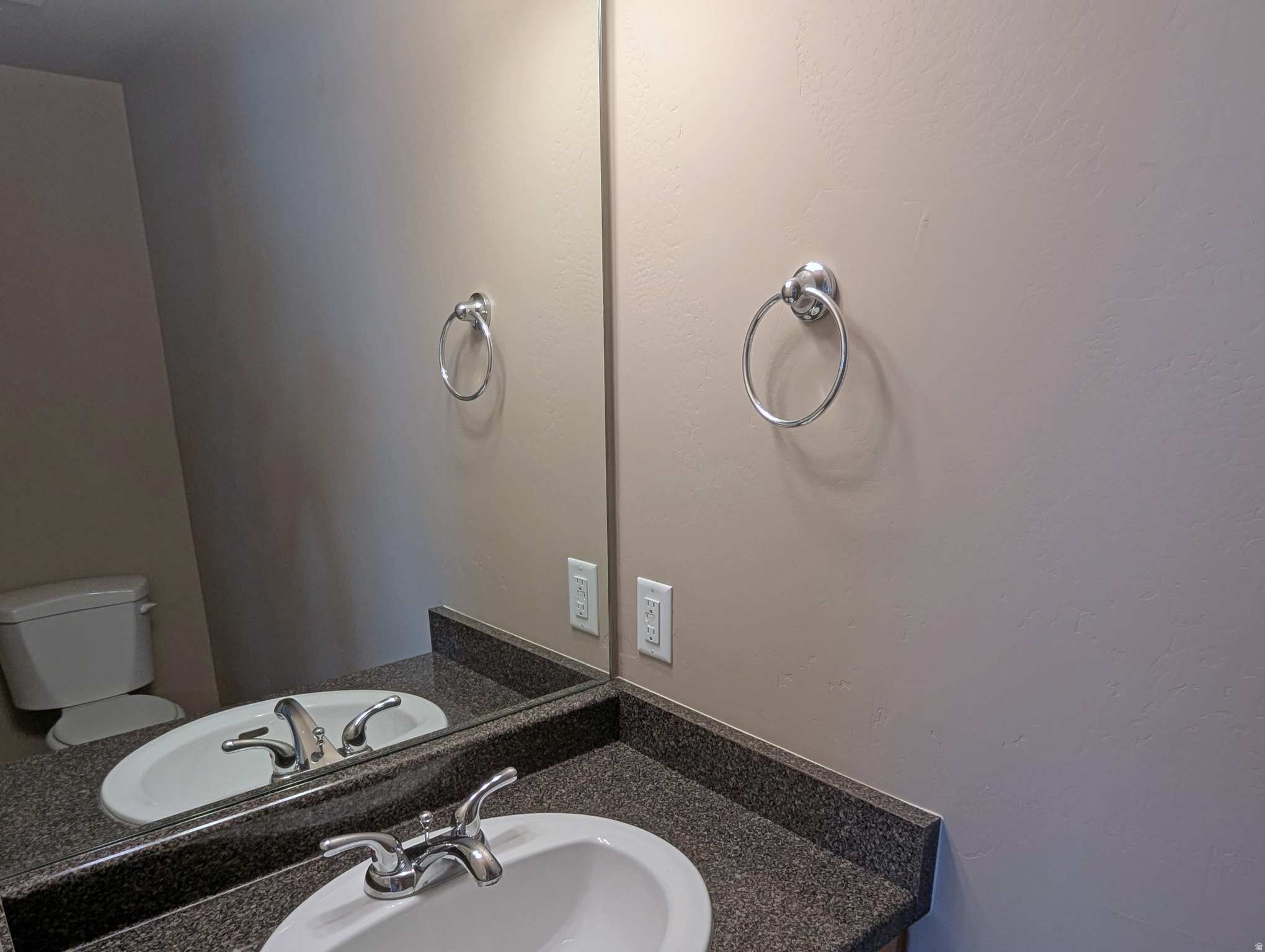 STONEY BROOK COTTAGE - Residential