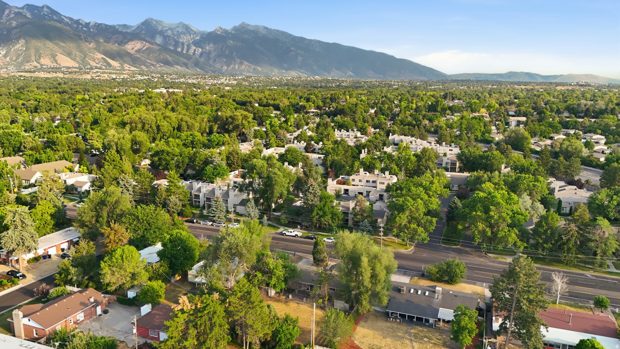 LAKEWOOD - Residential