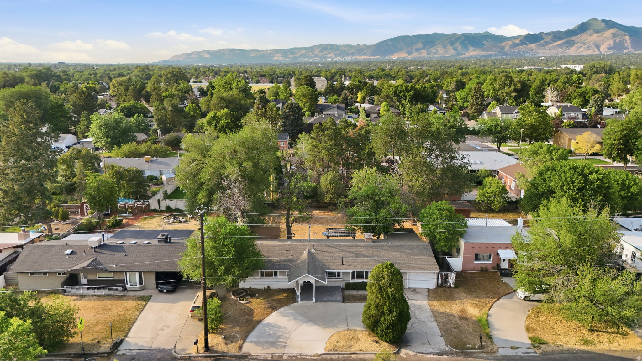 LAKEWOOD - Residential