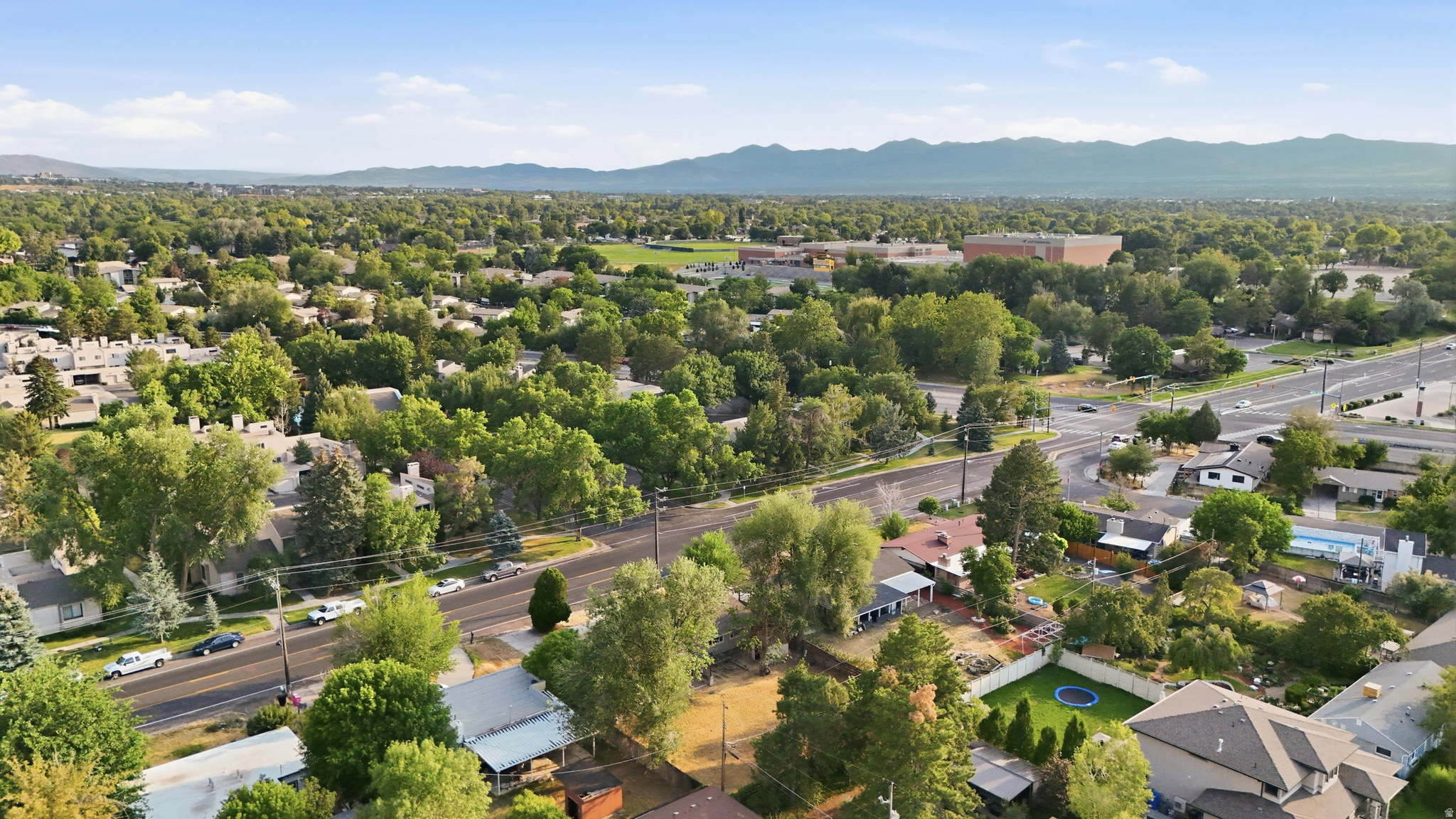LAKEWOOD - Residential