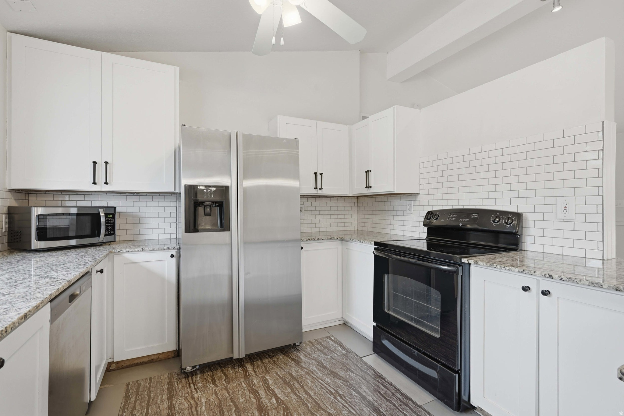 LAKEWOOD - Residential