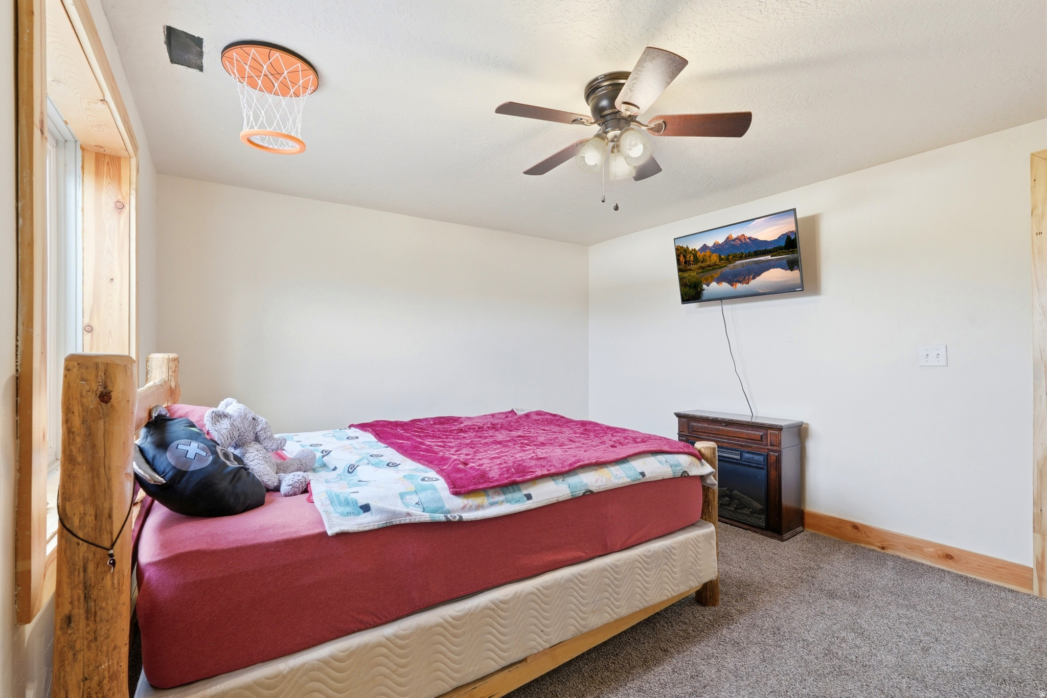 LYNN BURBANK SUB - Residential