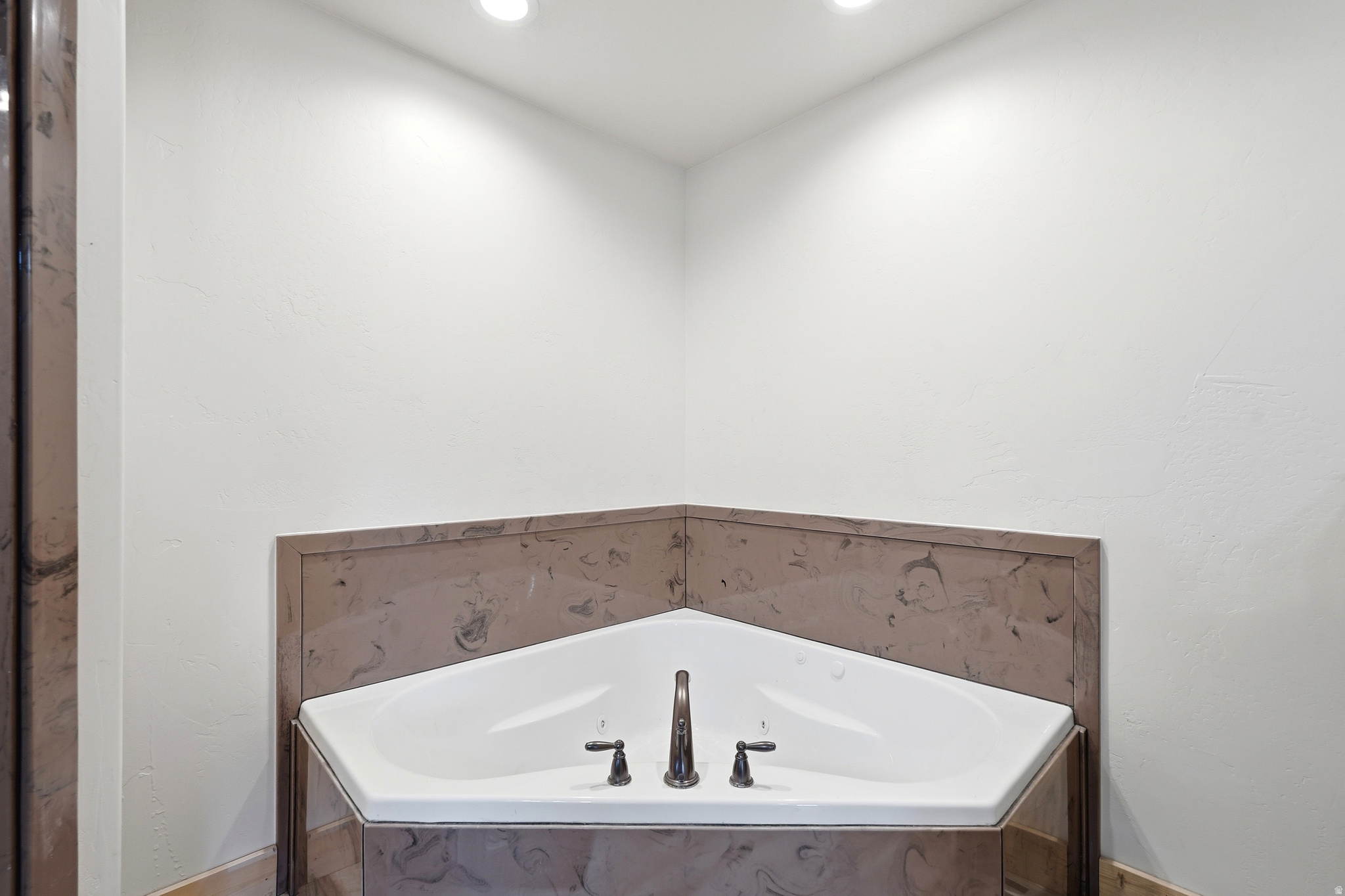 LYNN BURBANK SUB - Residential