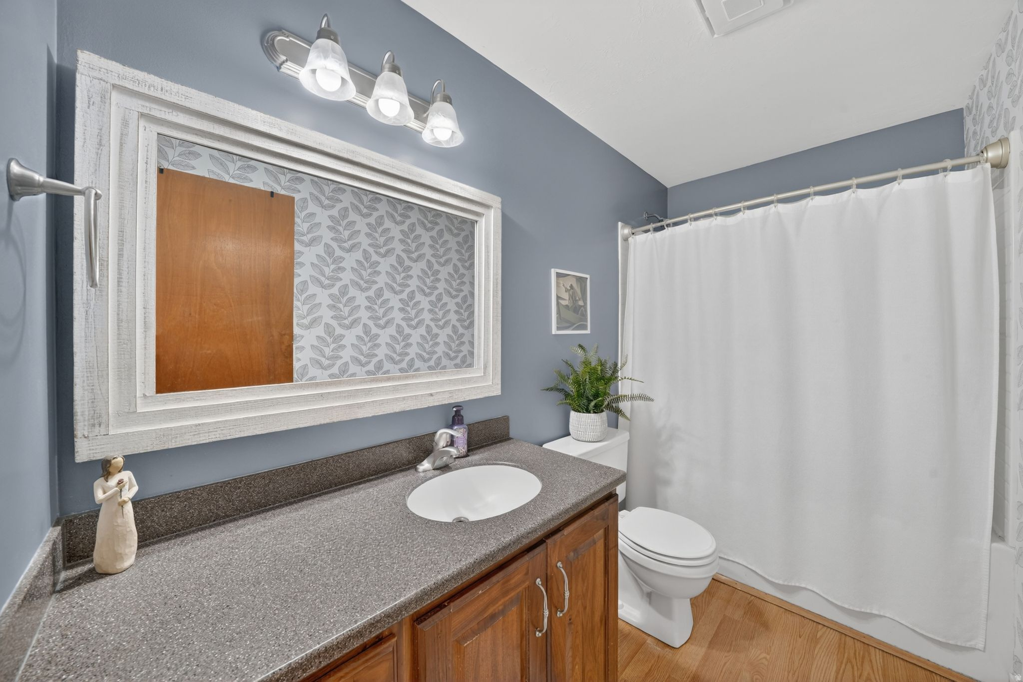 MOUNTAIN VIEW ESTATES #13 - Residential