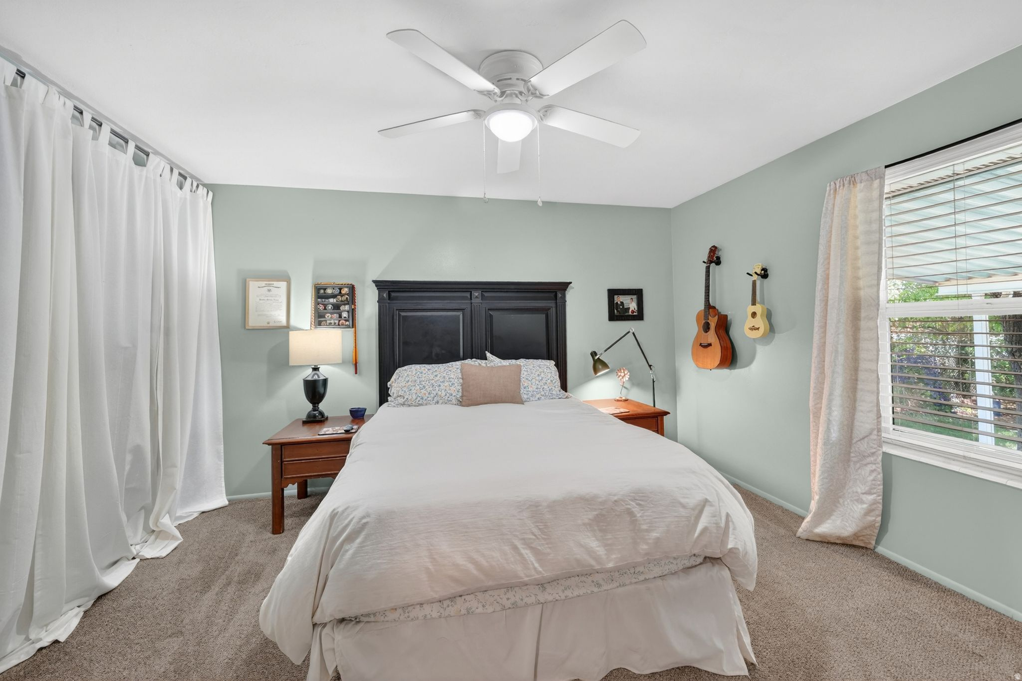 MOUNTAIN VIEW ESTATES #13 - Residential