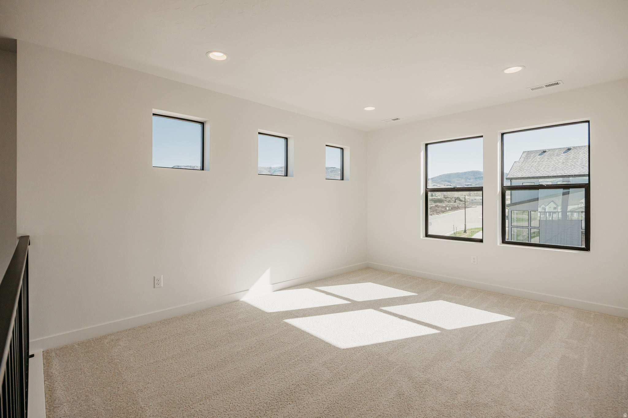 THE CROSSINGS - Residential