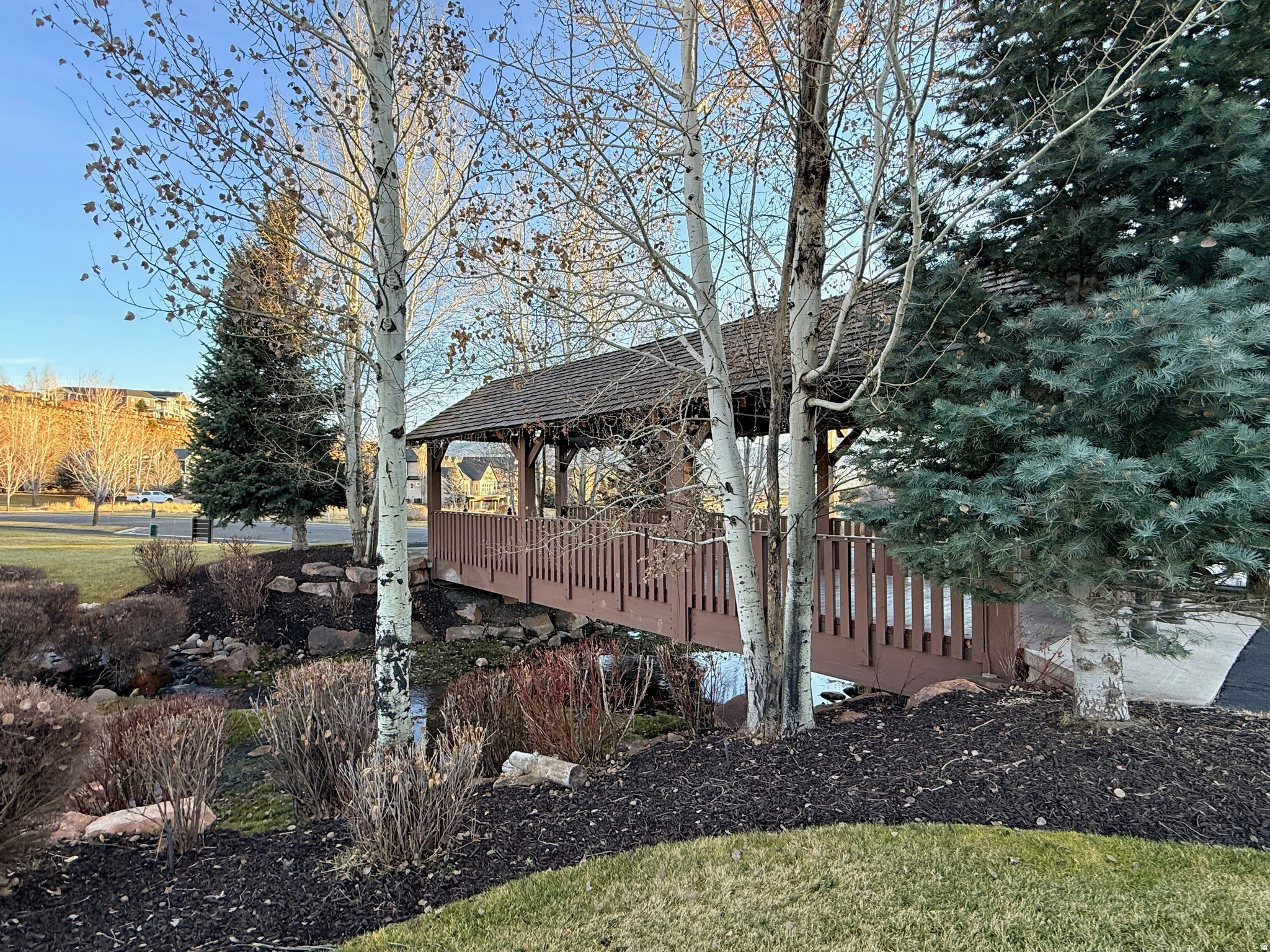 THE CROSSINGS - Residential