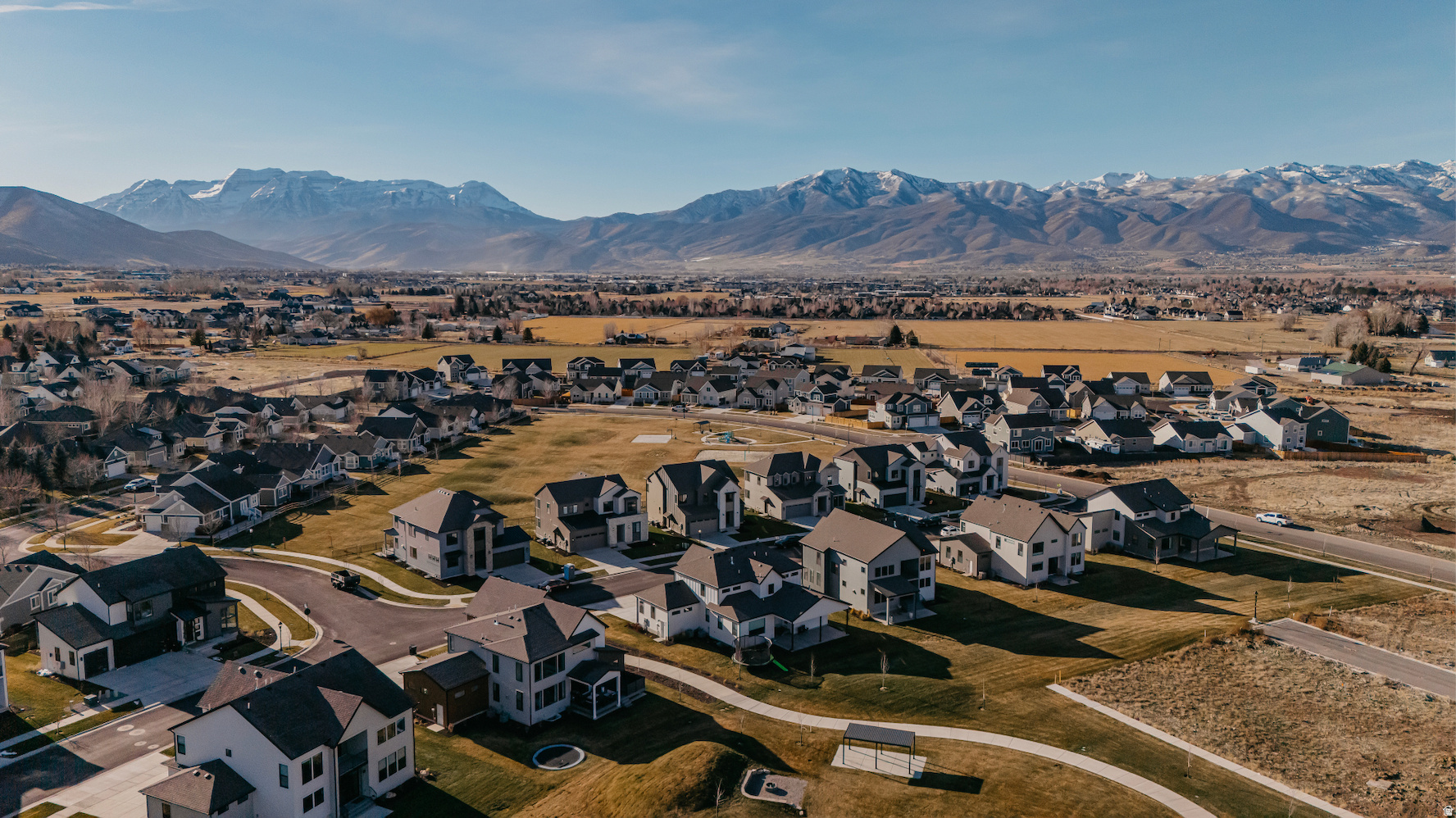 THE CROSSINGS - Residential