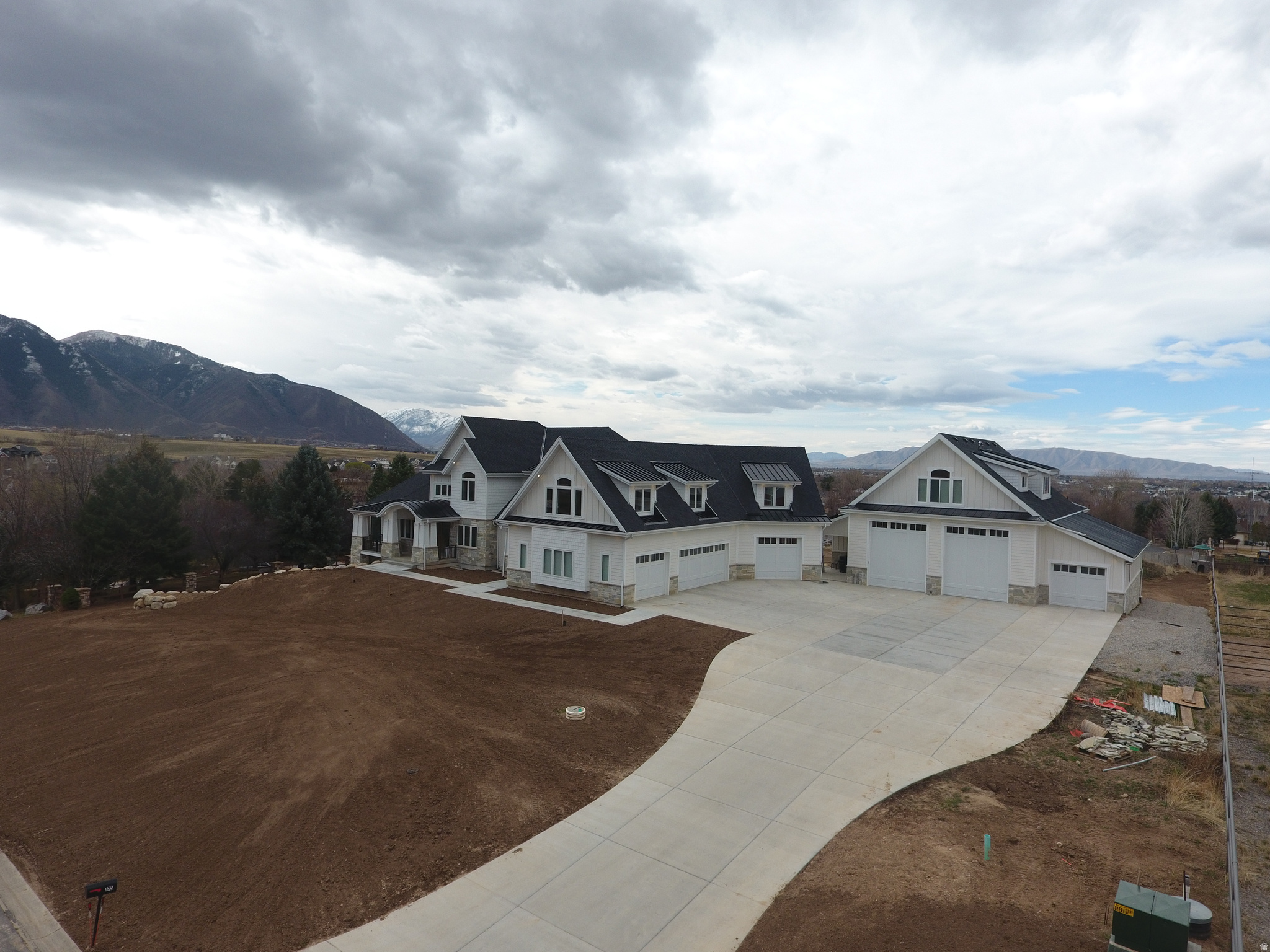 SIERRA VIEW ESTATES - Residential