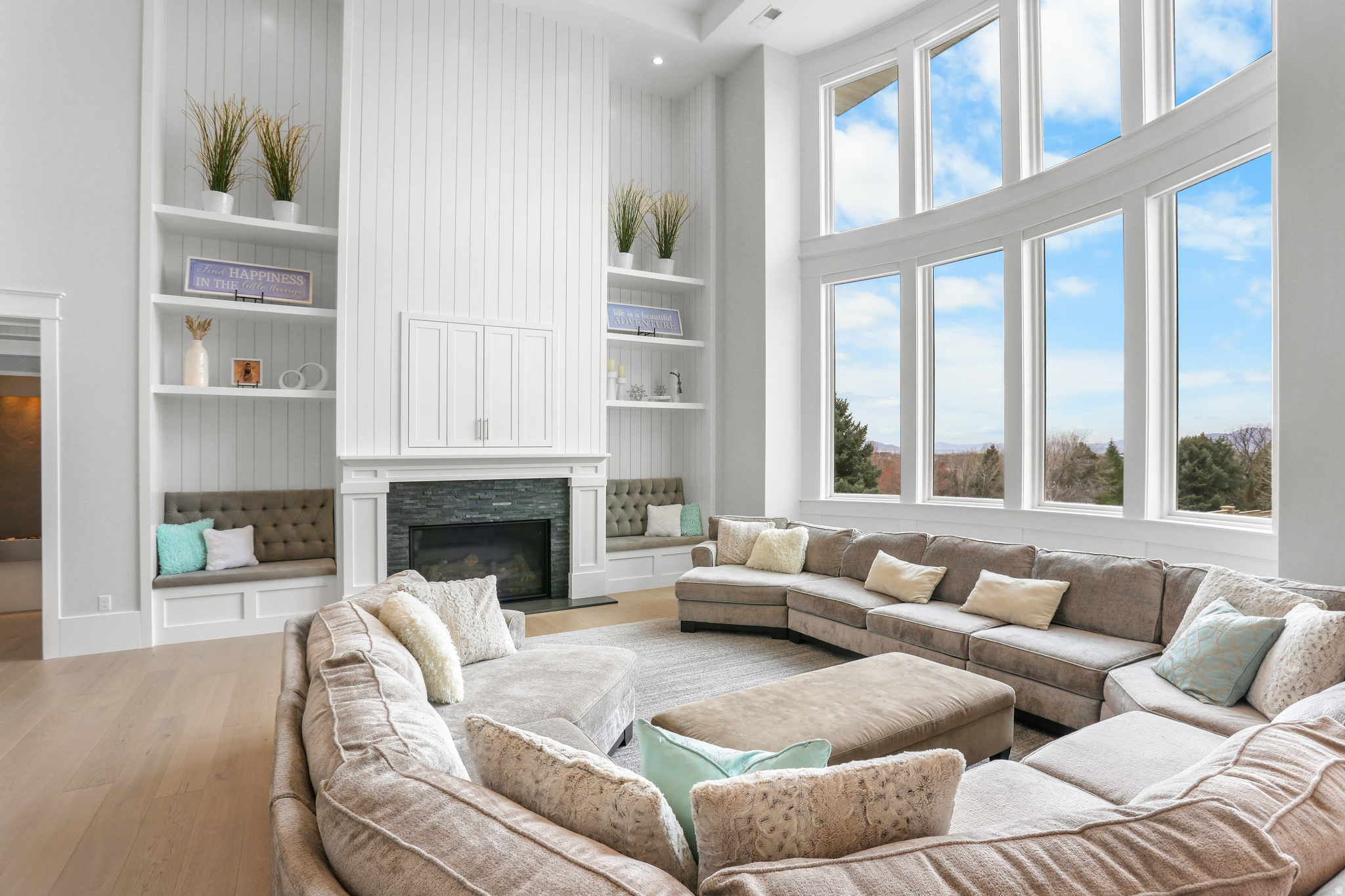 SIERRA VIEW ESTATES - Residential