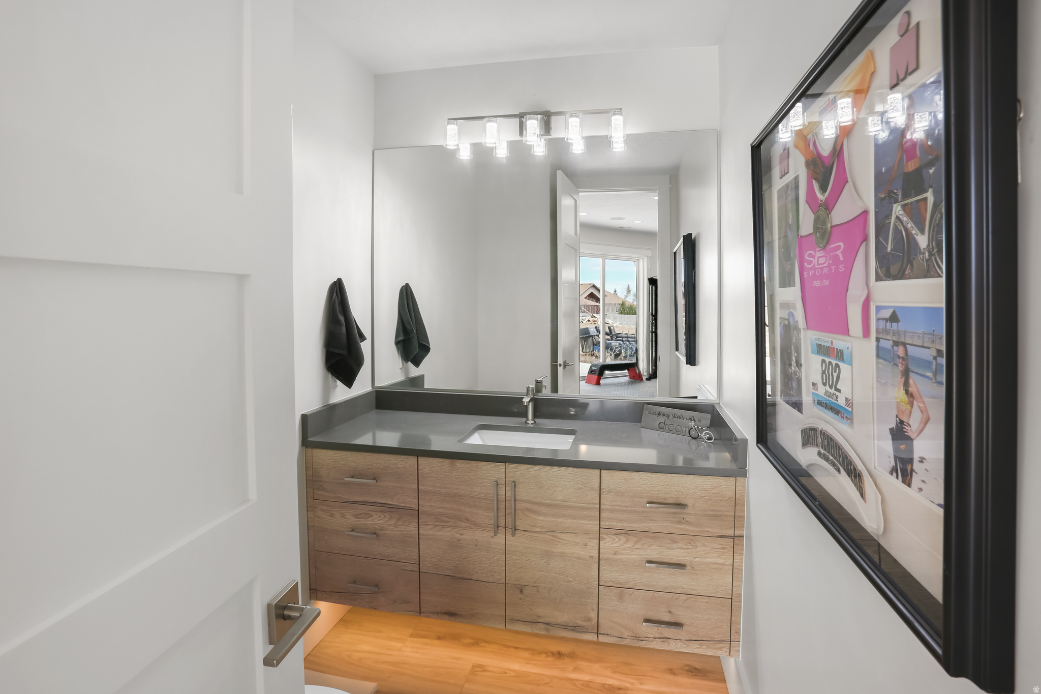 SIERRA VIEW ESTATES - Residential