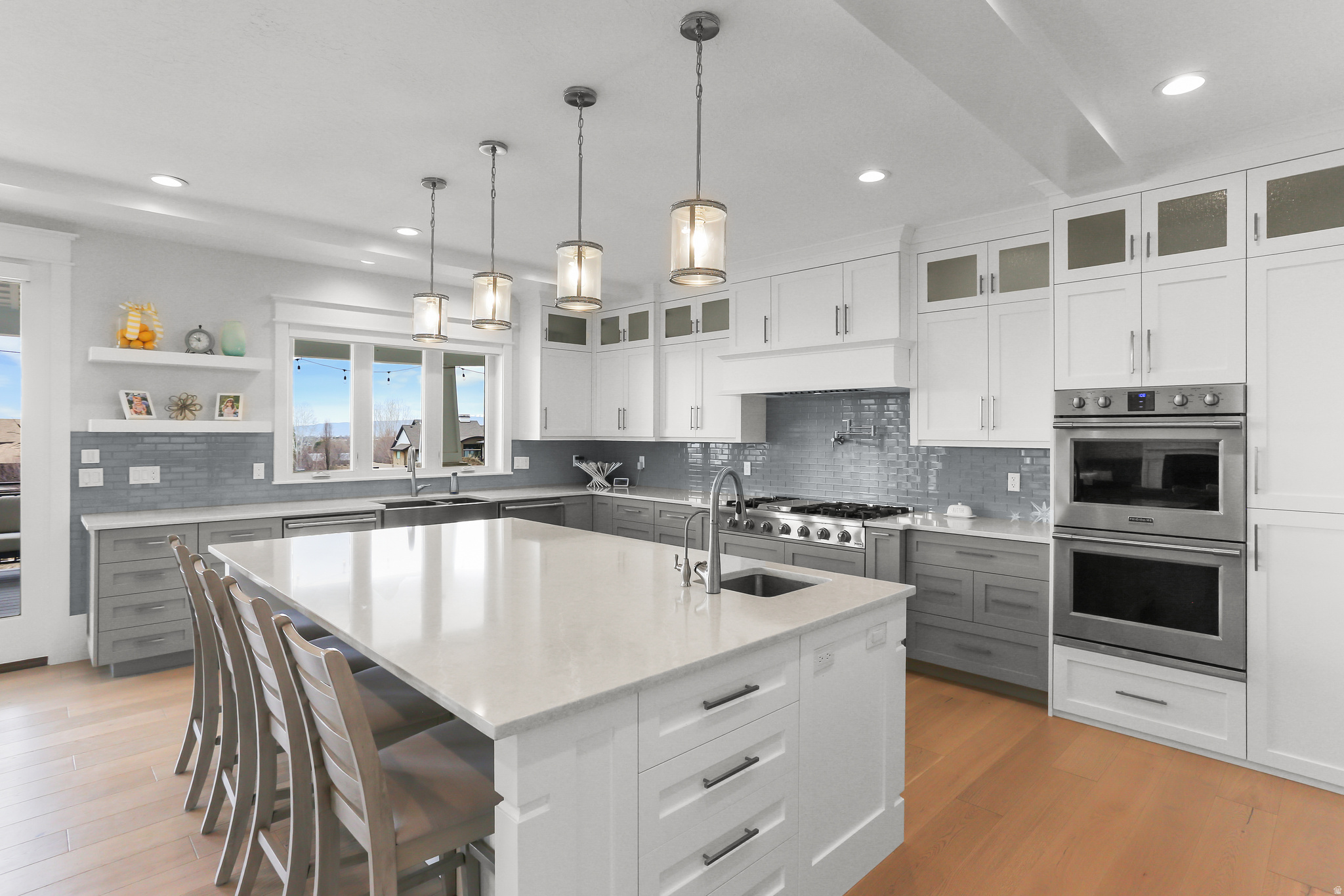 SIERRA VIEW ESTATES - Residential