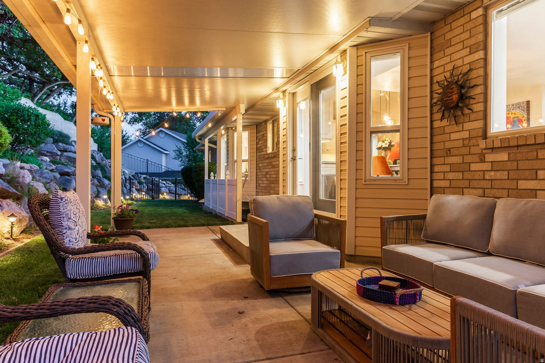 HUGHES HILLSIDE - Residential
