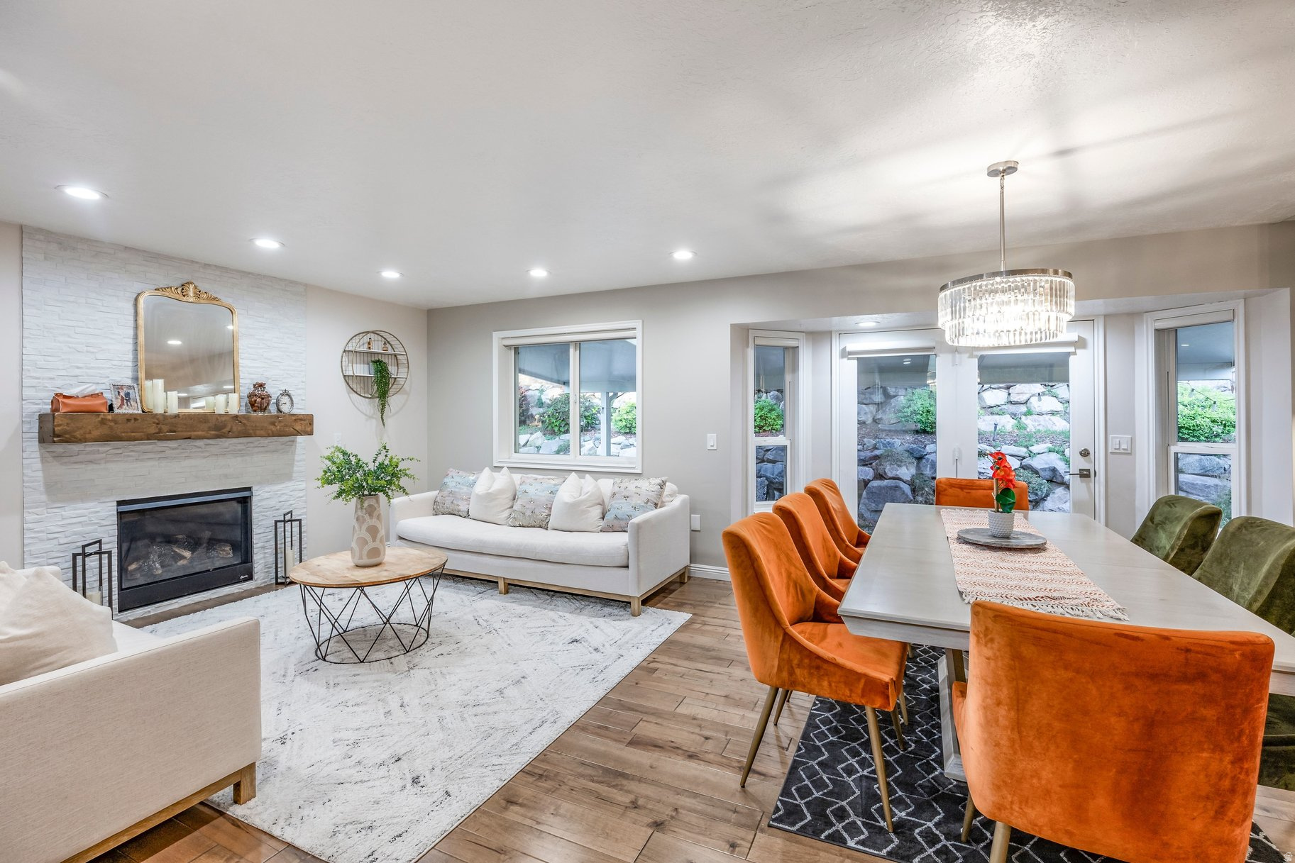 HUGHES HILLSIDE - Residential