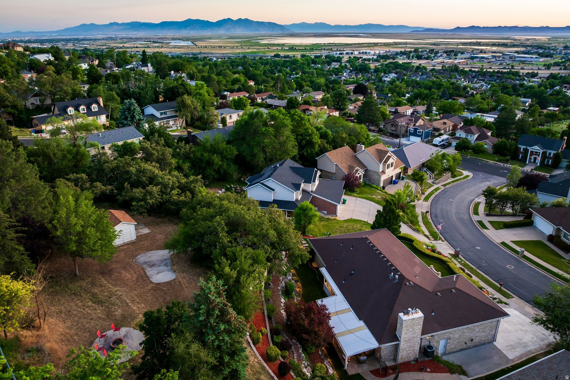 HUGHES HILLSIDE - Residential