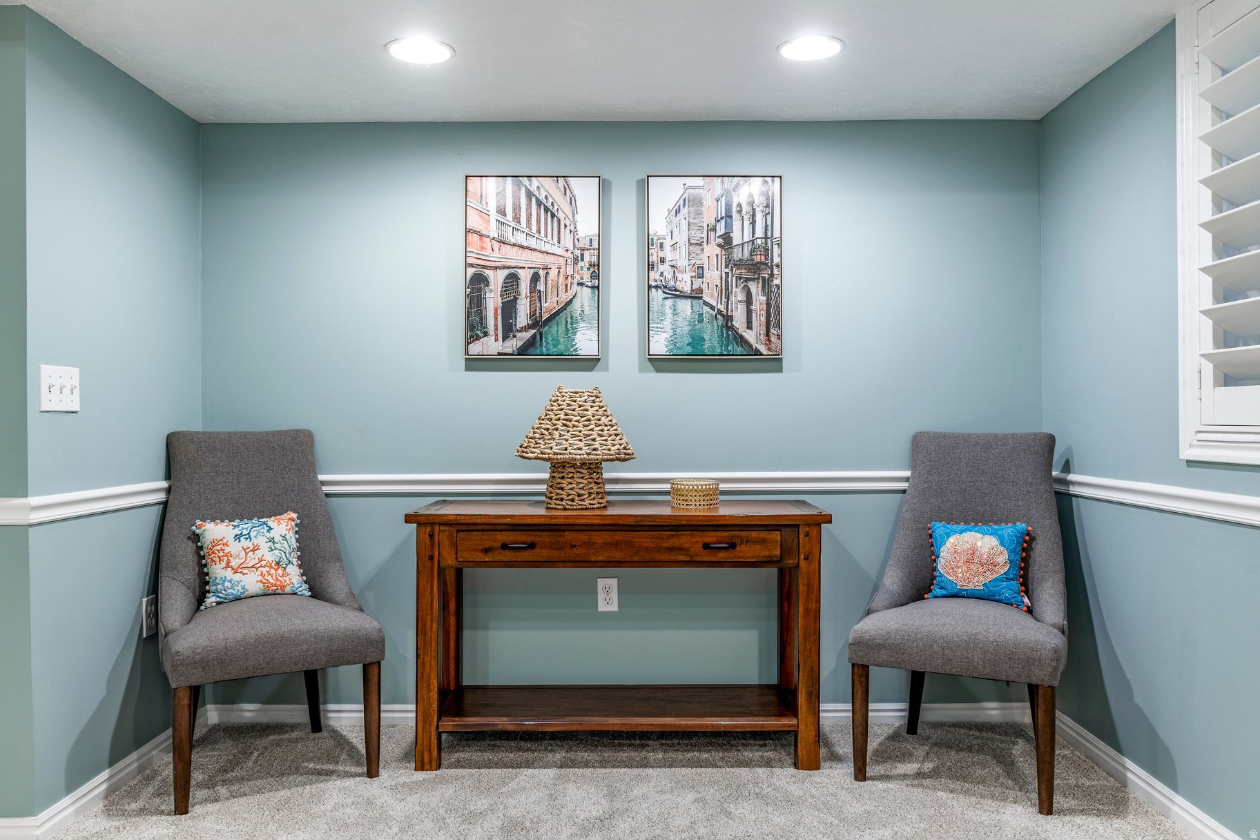 HUGHES HILLSIDE - Residential