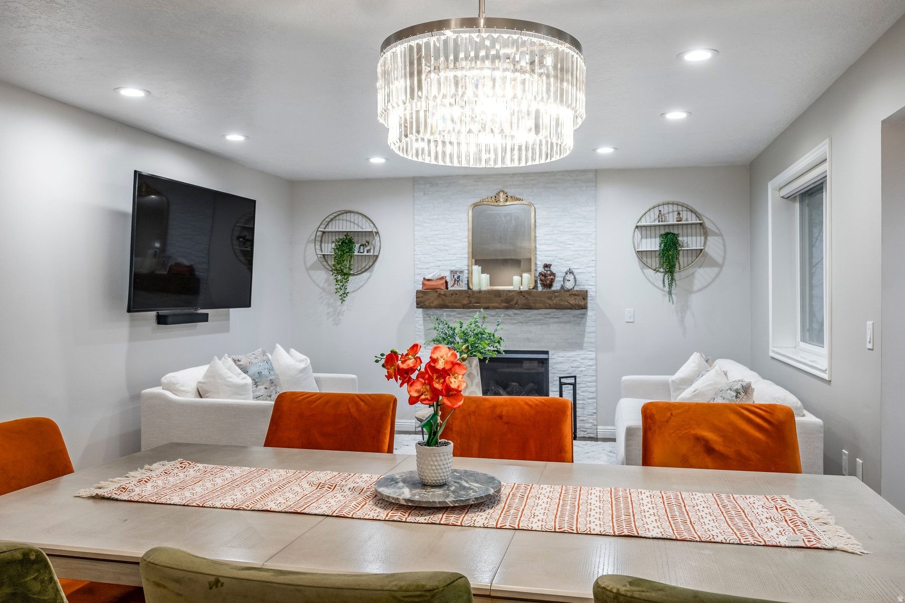 HUGHES HILLSIDE - Residential