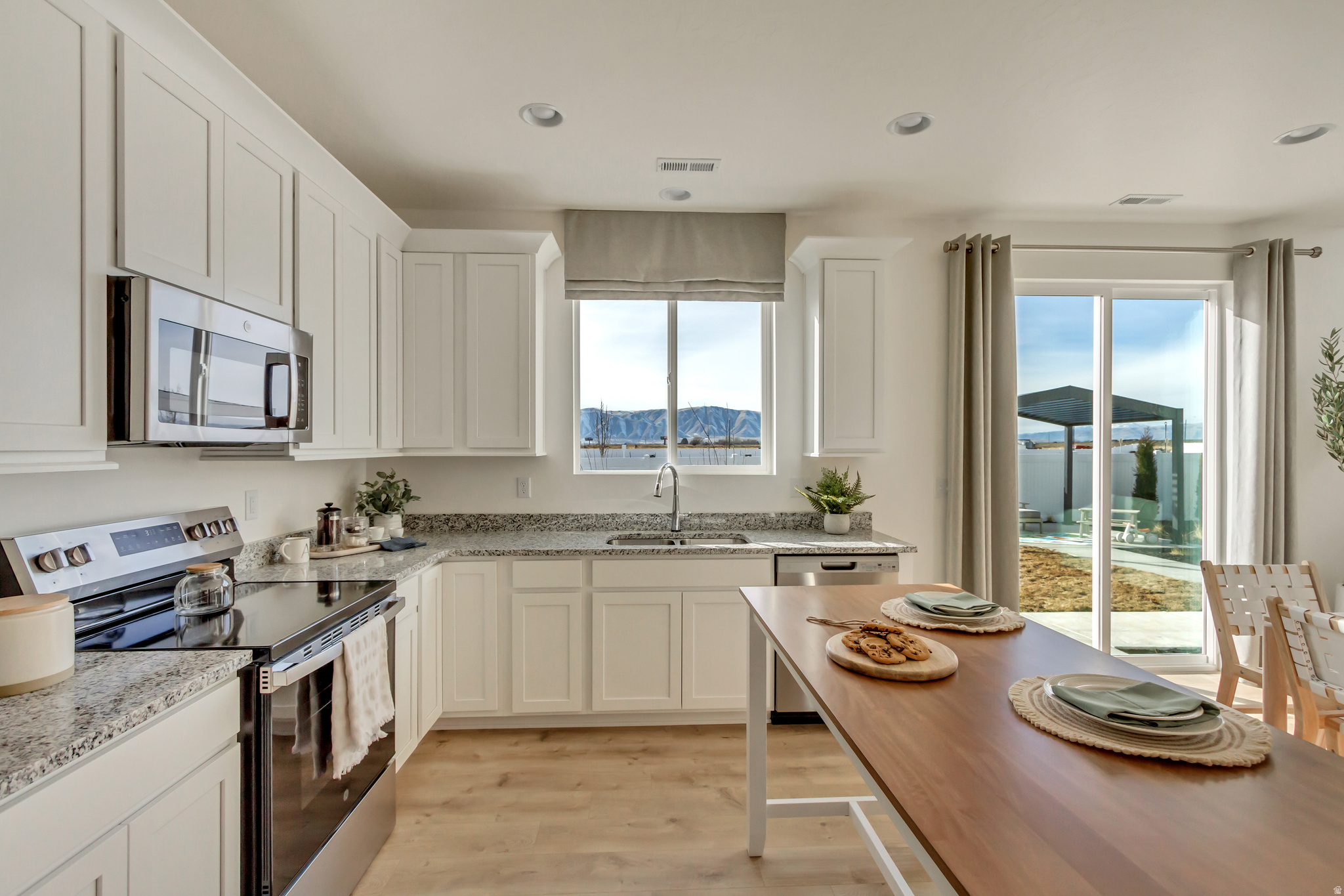 HARMONY PLACE - Residential