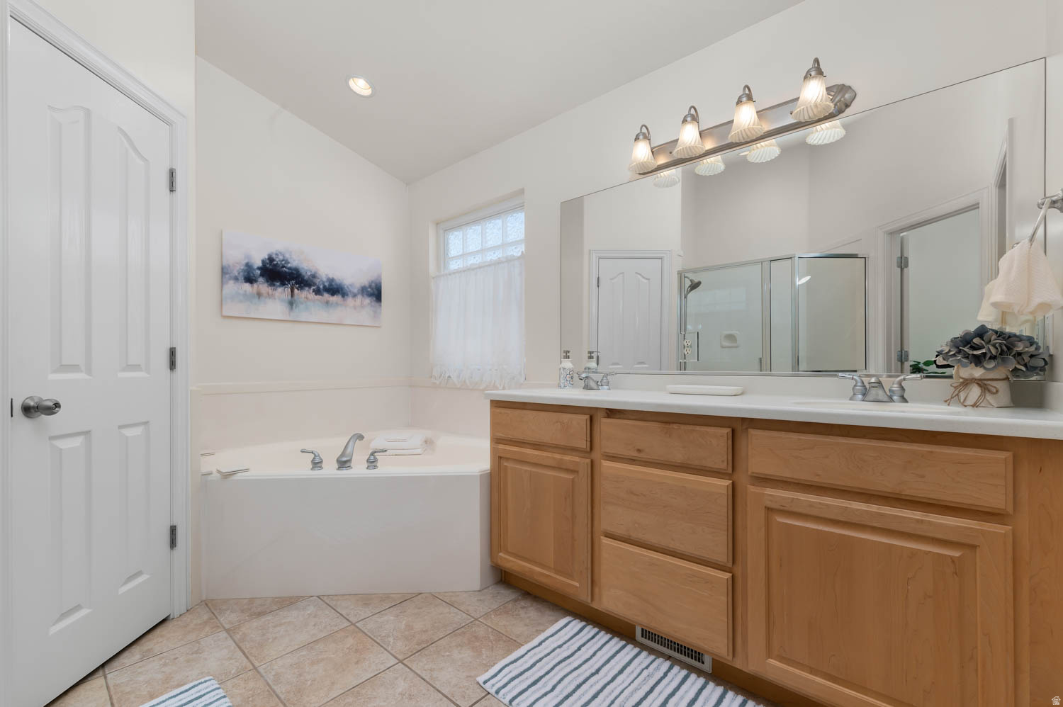GREENWOOD VILLAGE - Residential
