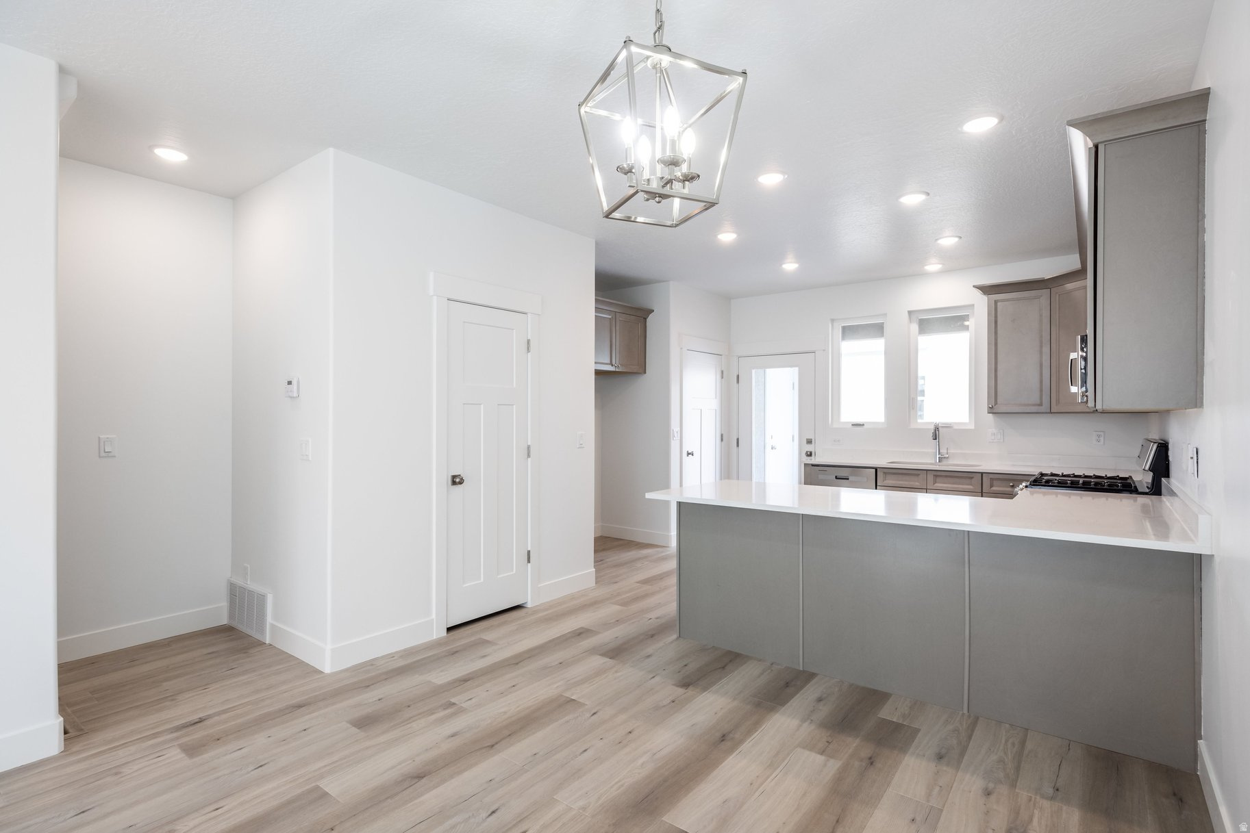 RIDGE - Residential