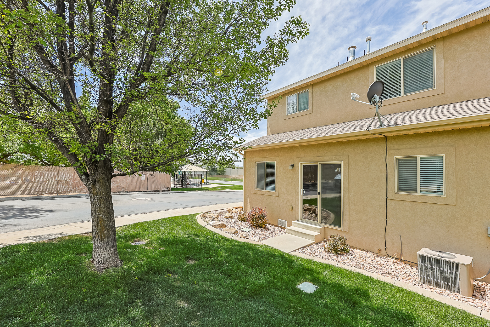 CUTLER CROSSING - Residential