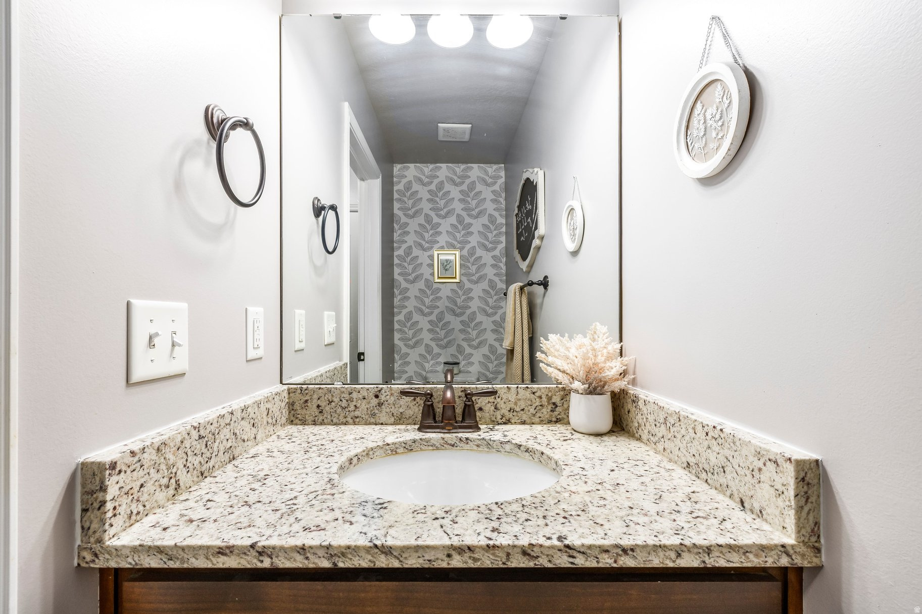 TANNER HERITAGE ESTATES - Residential