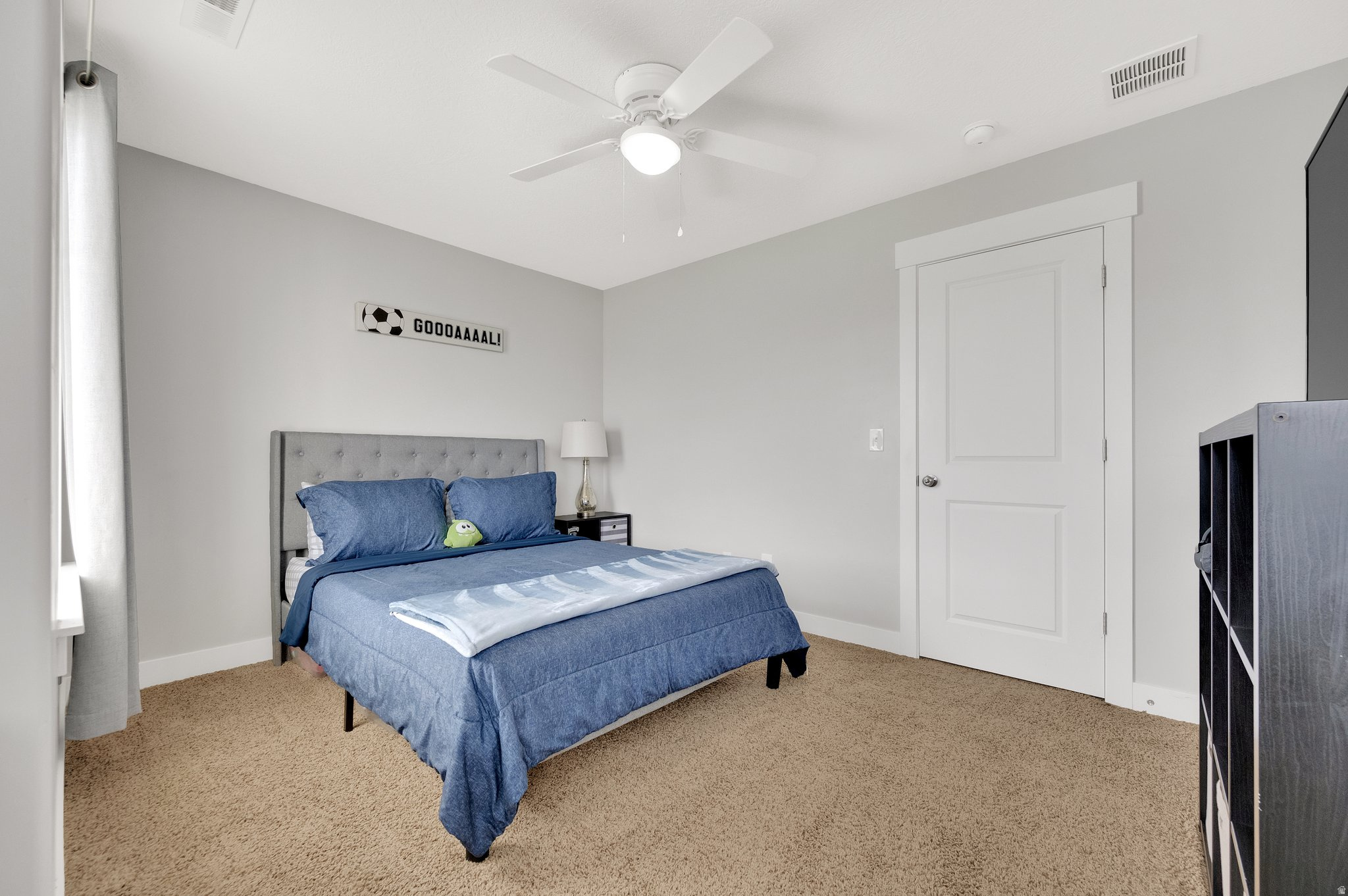 EAGLE POINT - Residential Lease