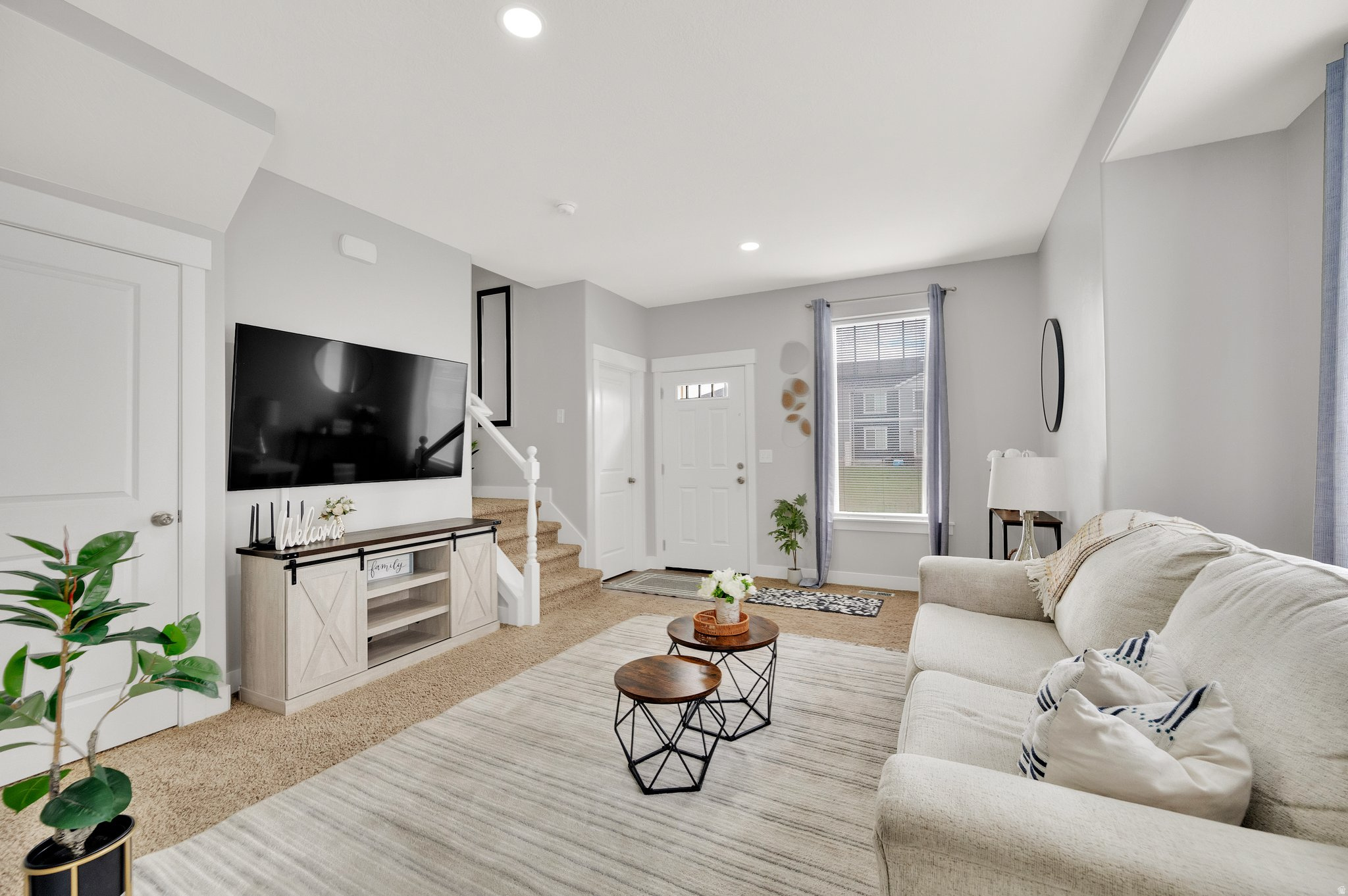EAGLE POINT - Residential Lease